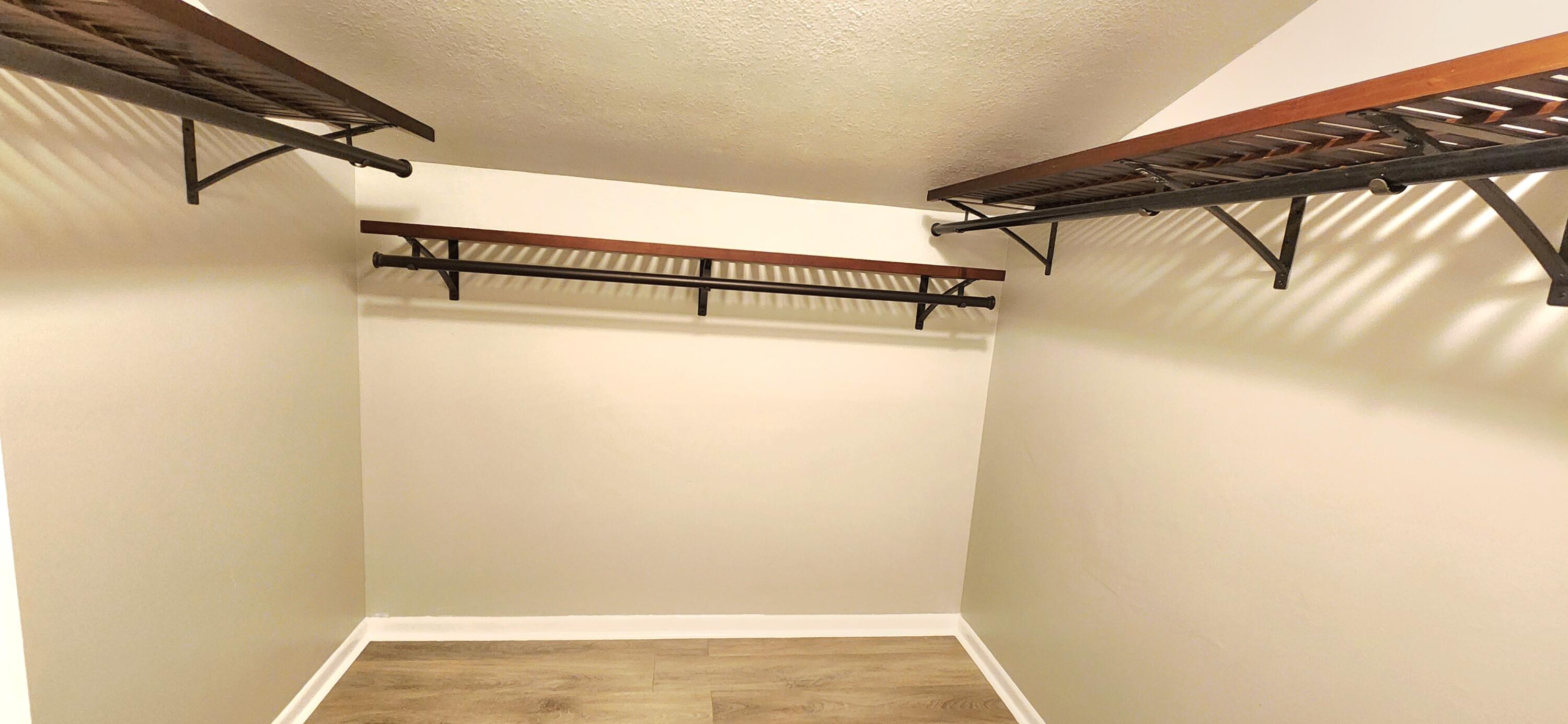 TYNER VILLAS - Residential