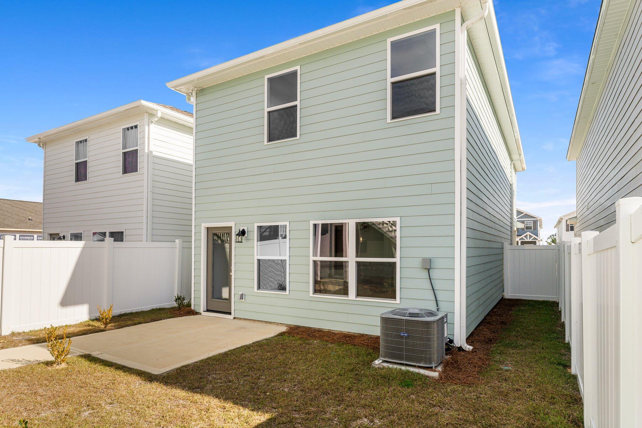 OWL'S HEAD - Residential Lease