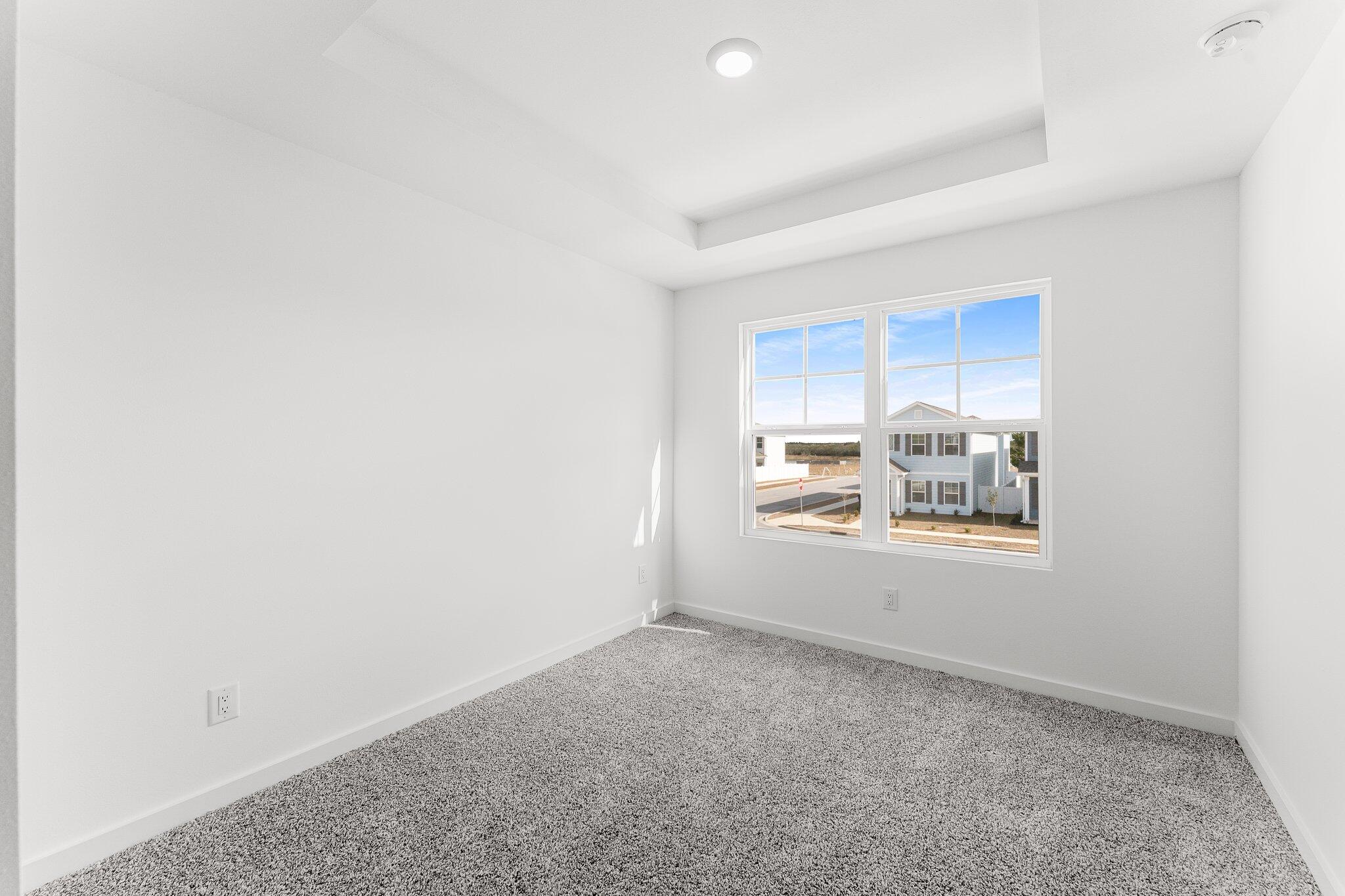 OWL'S HEAD - Residential Lease