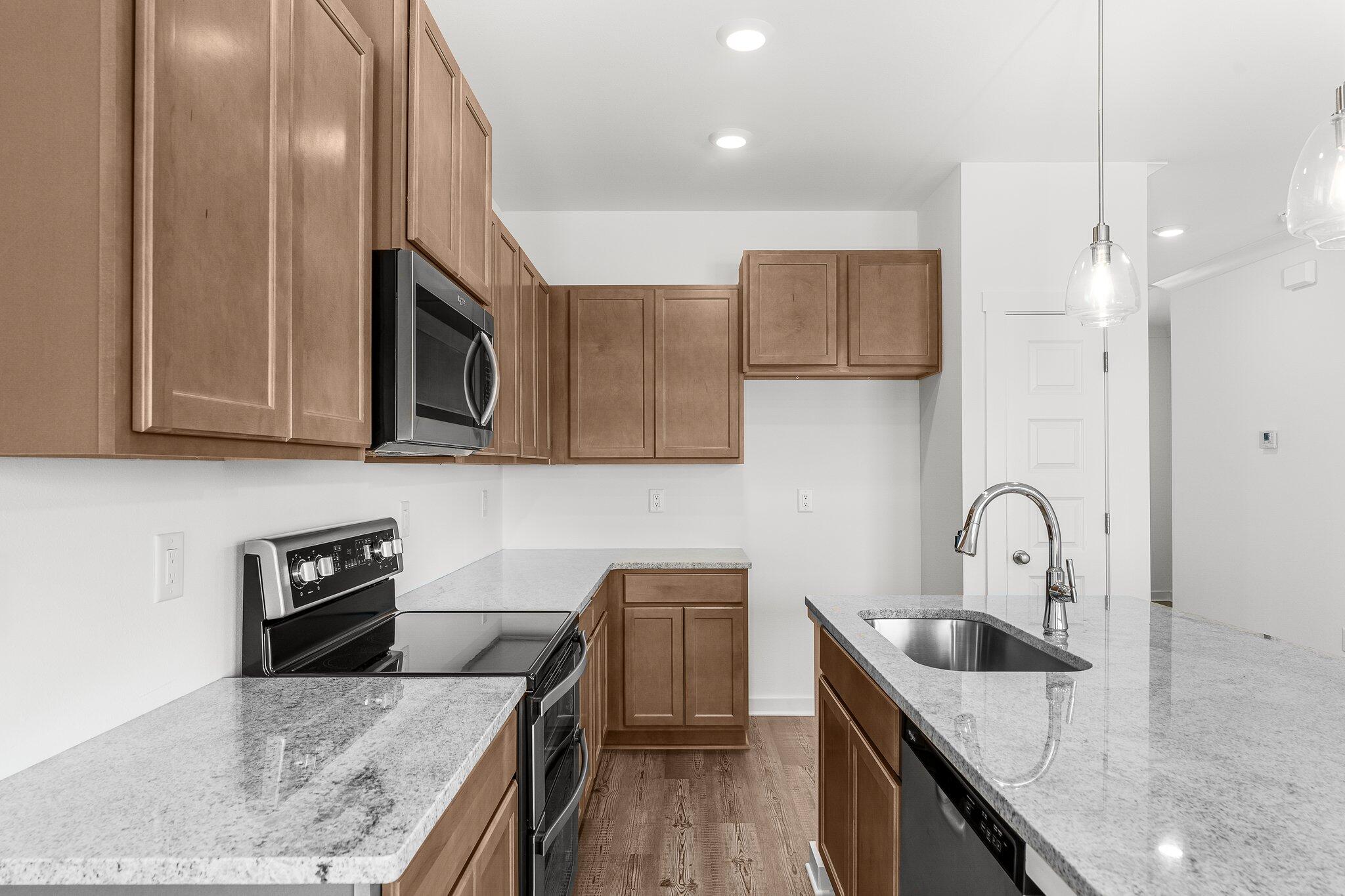 OWL'S HEAD - Residential Lease