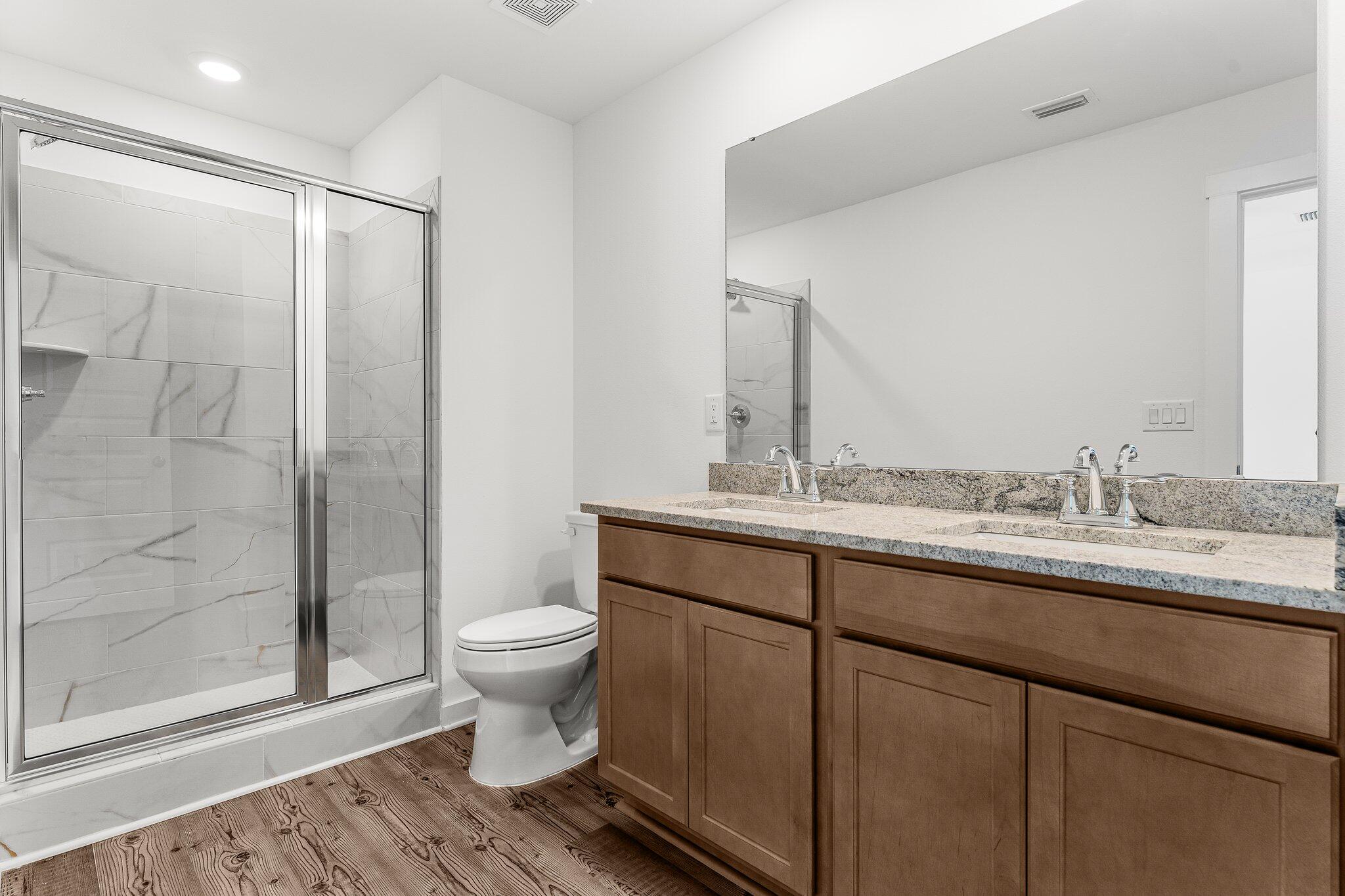 OWL'S HEAD - Residential Lease