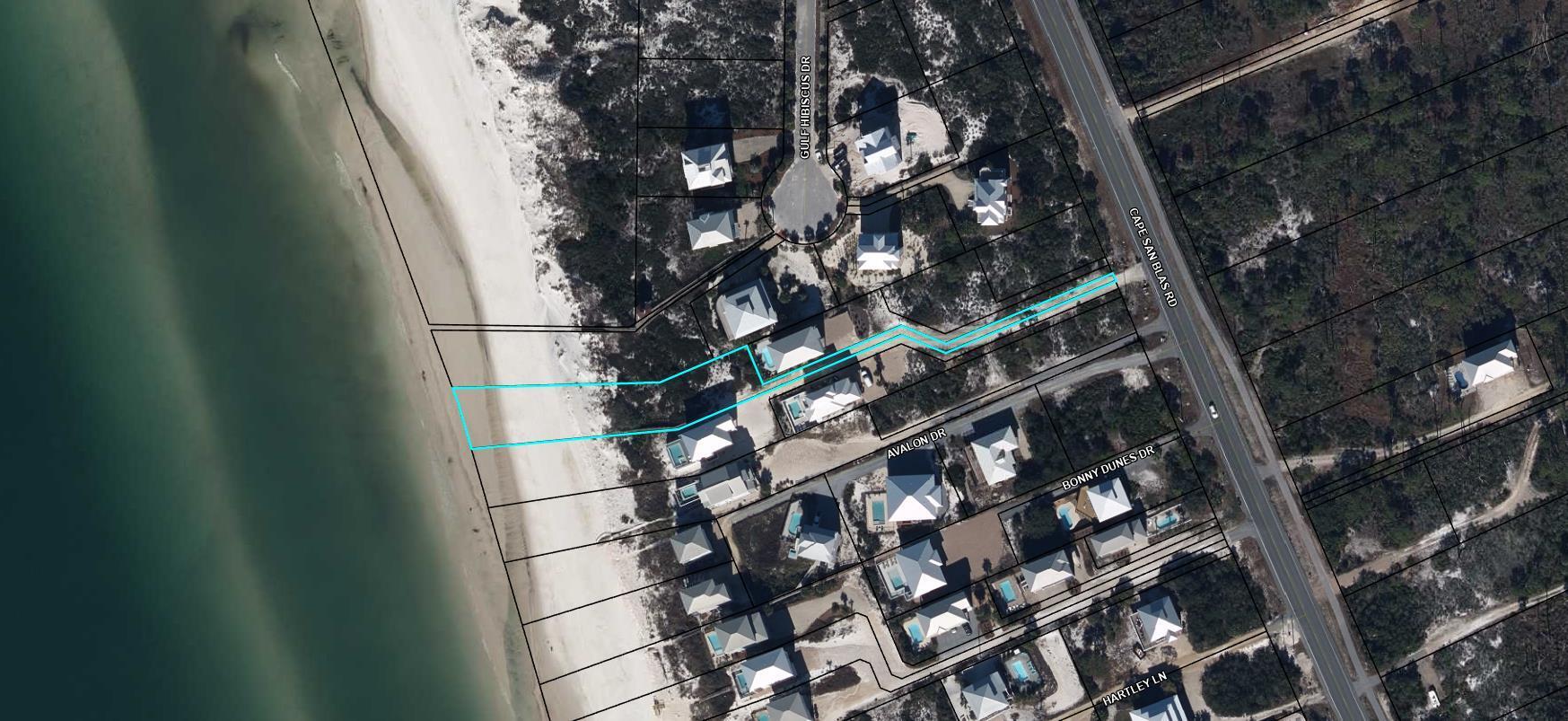 NO RECORDED SUBDIVISION - Land