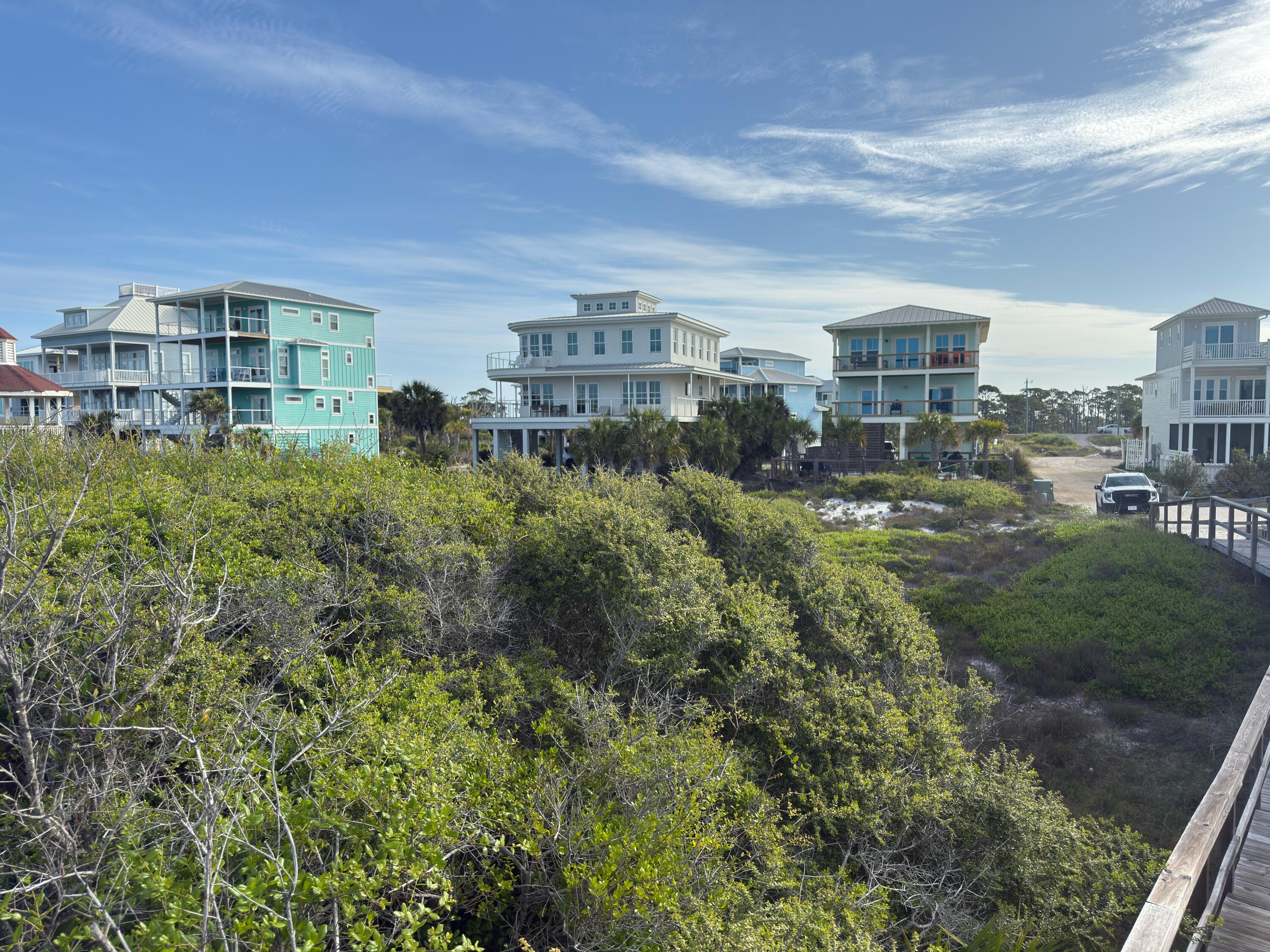 NO RECORDED SUBDIVISION - Land