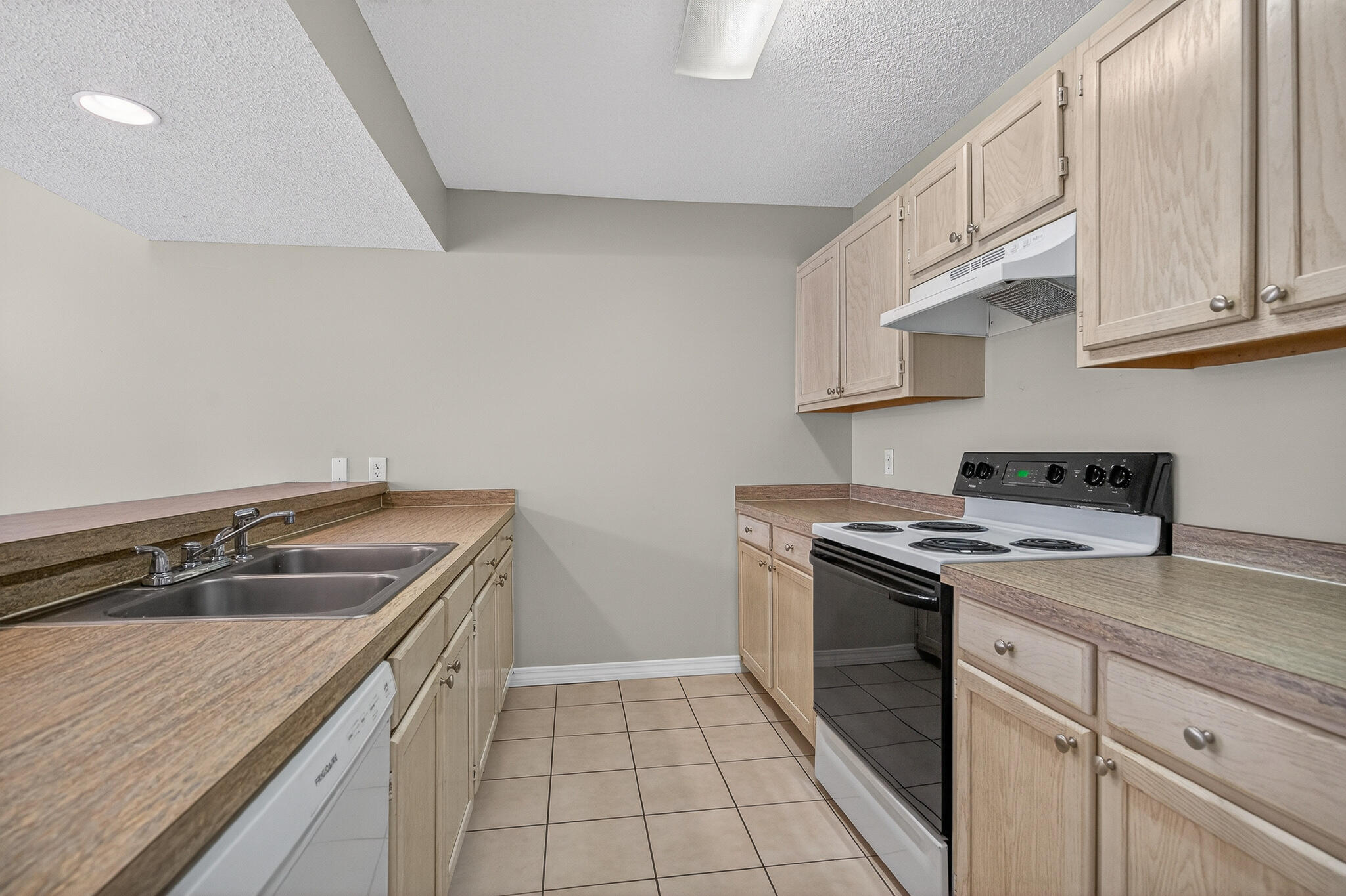 FOREST OAKS PH 2 - Residential