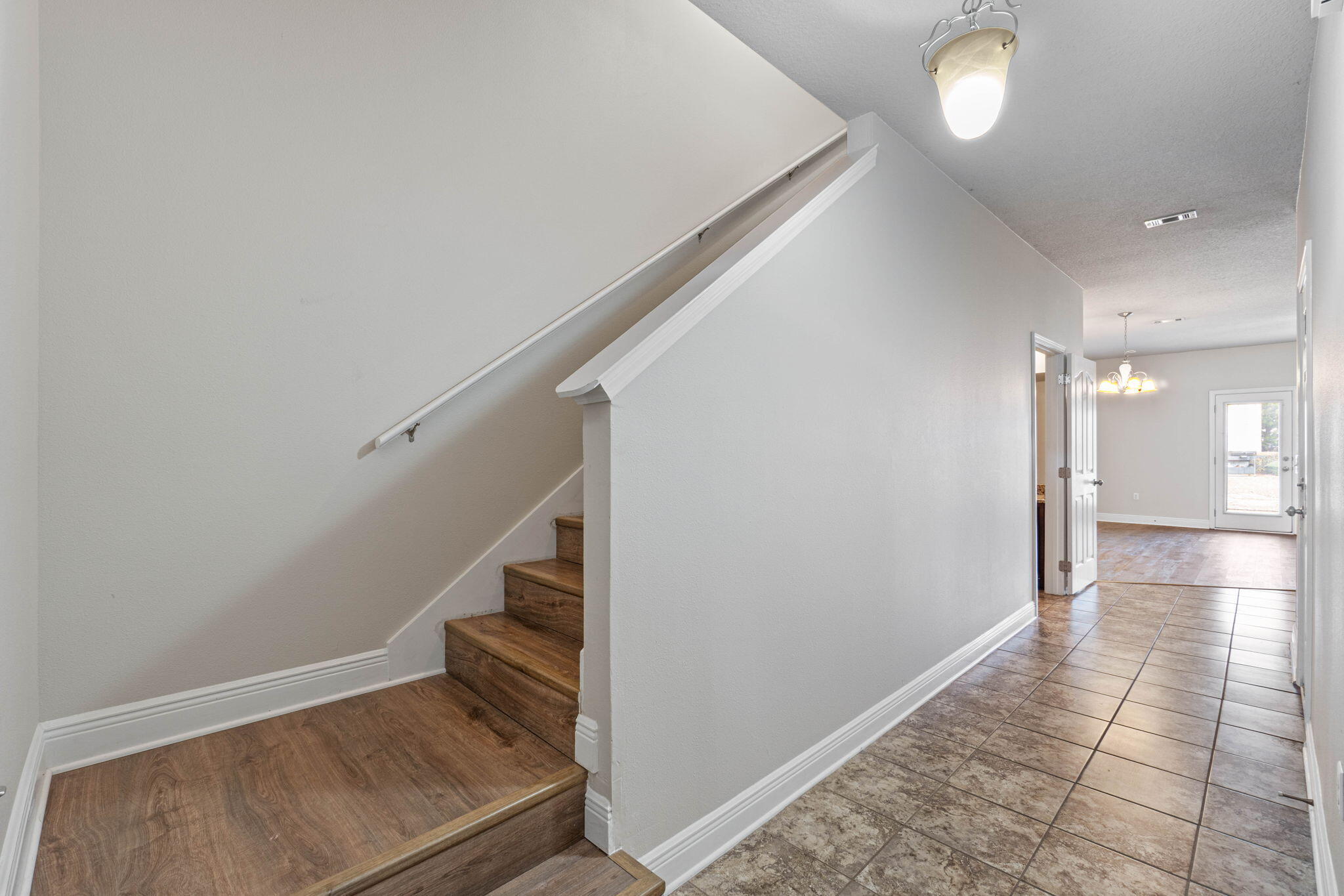 RESERVE POINTE - Residential