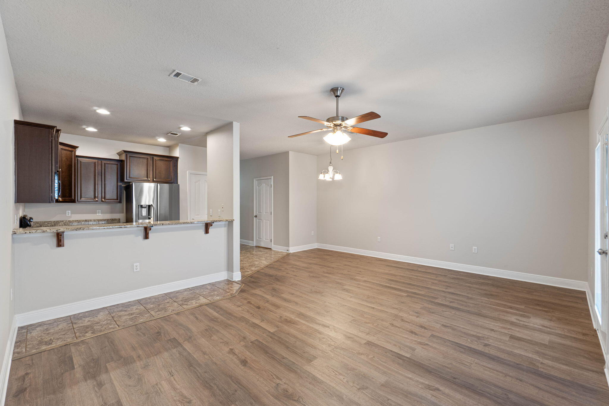 RESERVE POINTE - Residential