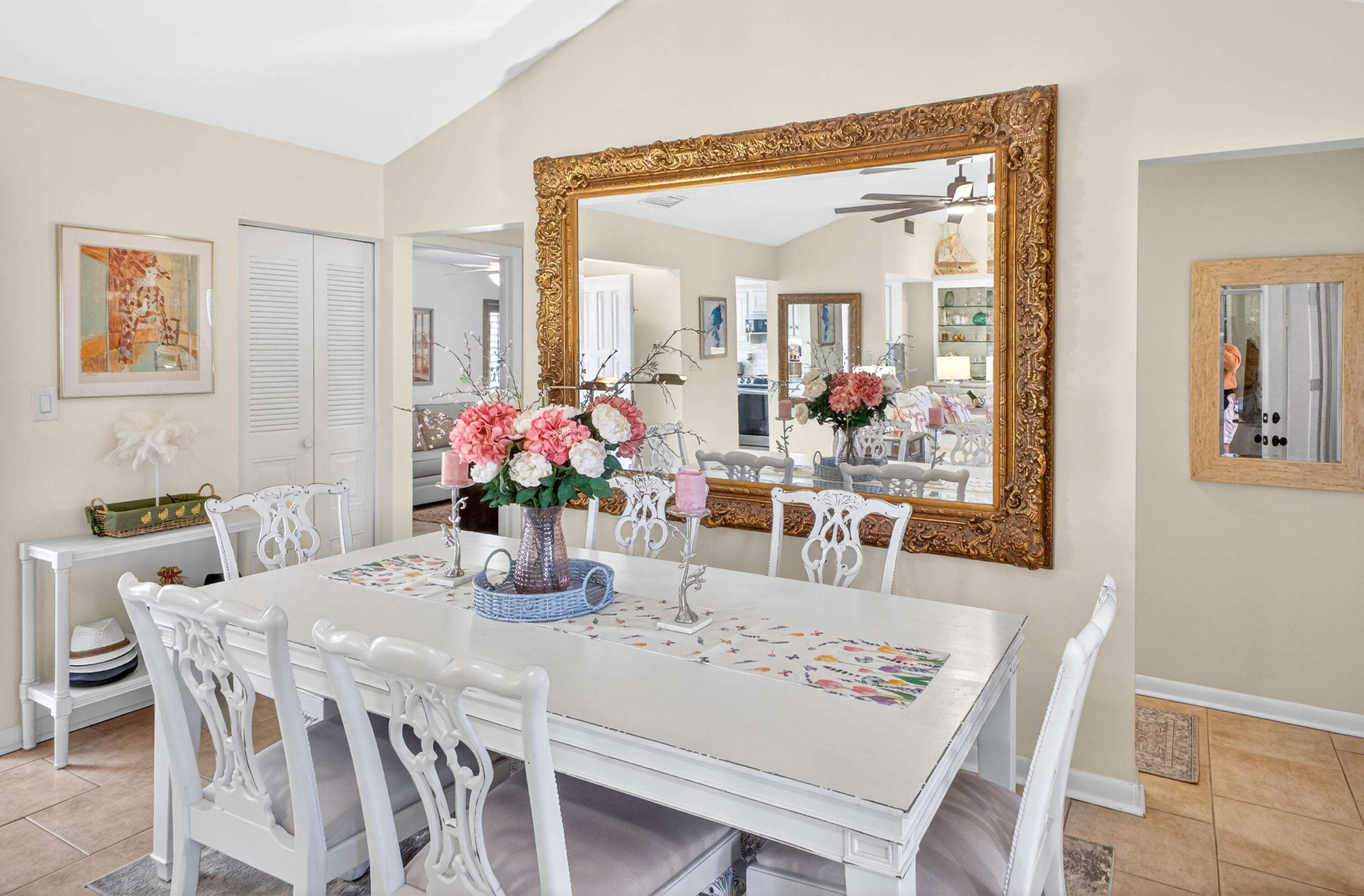 LINKSIDE VILLAGE UNIT 1 - Residential