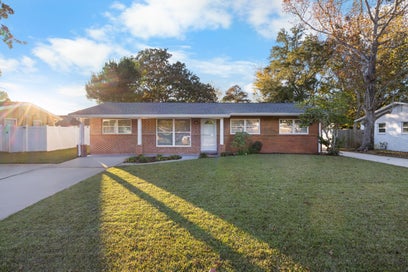 17 Mary Esther Drive Mary Esther FL 32569