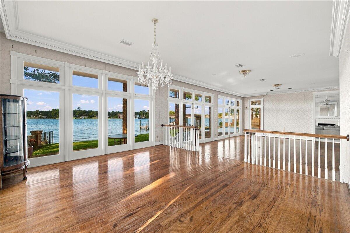 259 NW Sleepy Oaks Lane