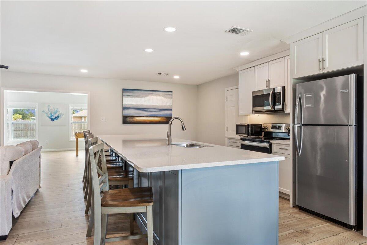 GRANDE LAGOON WEST - Residential