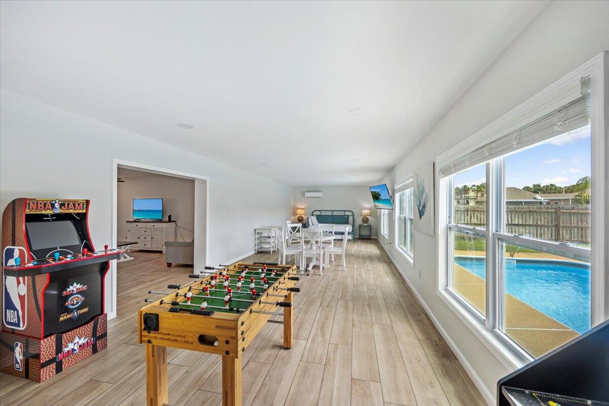 GRANDE LAGOON WEST - Residential