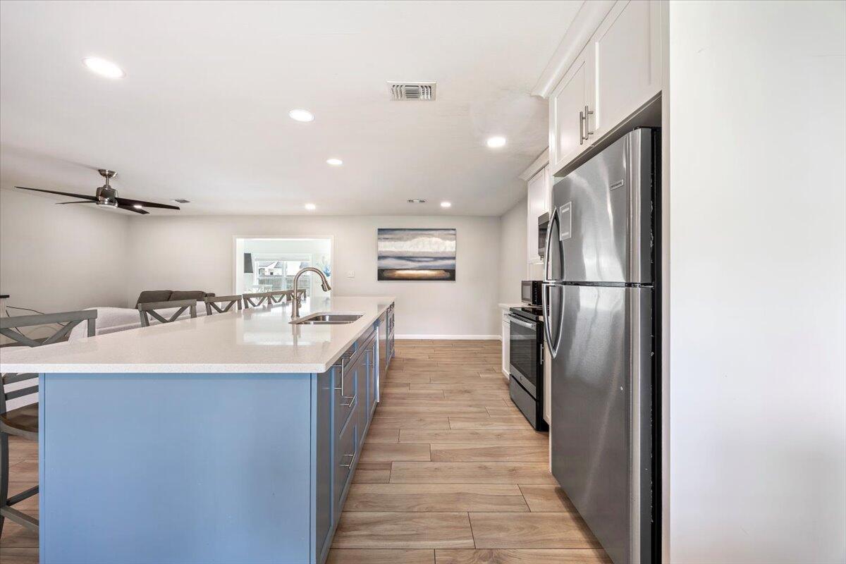 GRANDE LAGOON WEST - Residential