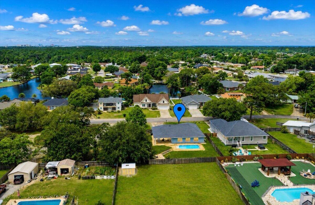 GRANDE LAGOON WEST - Residential
