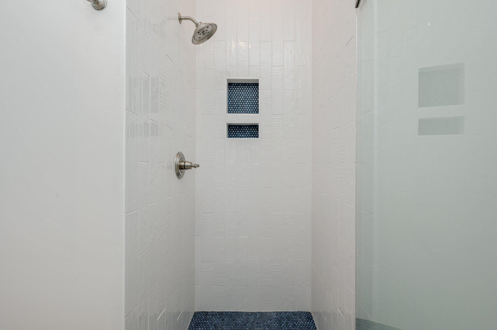 FRANGISTA BEACH 1ST ADDN - Residential