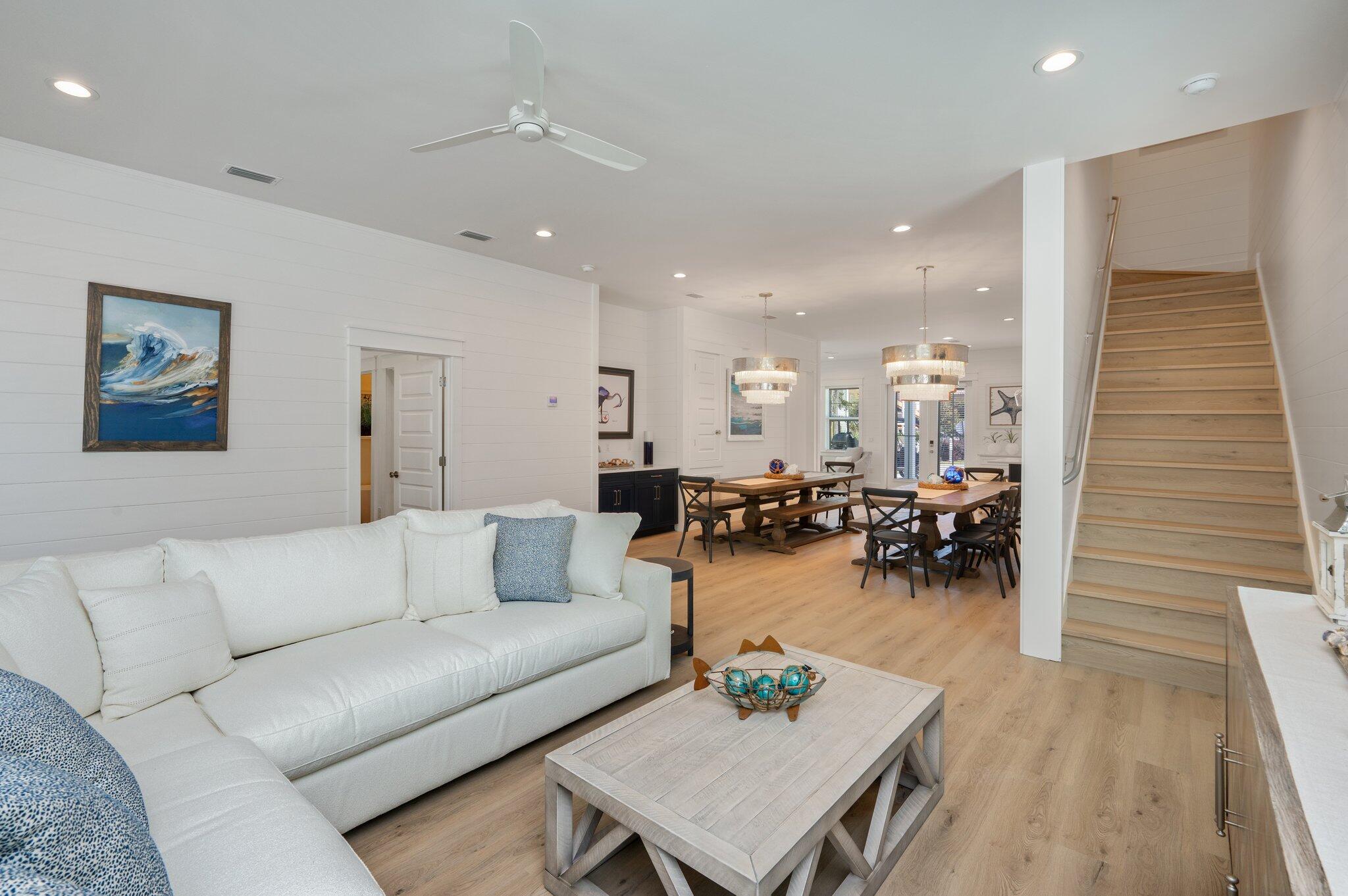 FRANGISTA BEACH 1ST ADDN - Residential