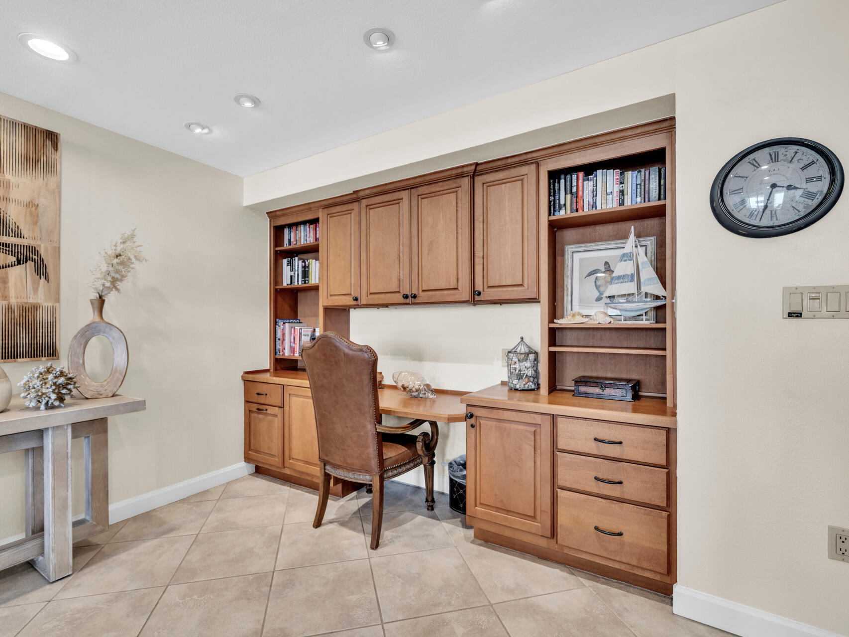 EAST PASS TOWERS CONDO - Residential