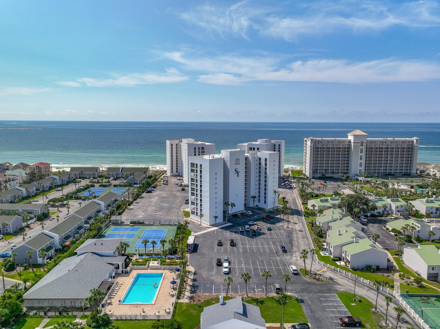 SHORELINE TOWERS 3 - Residential