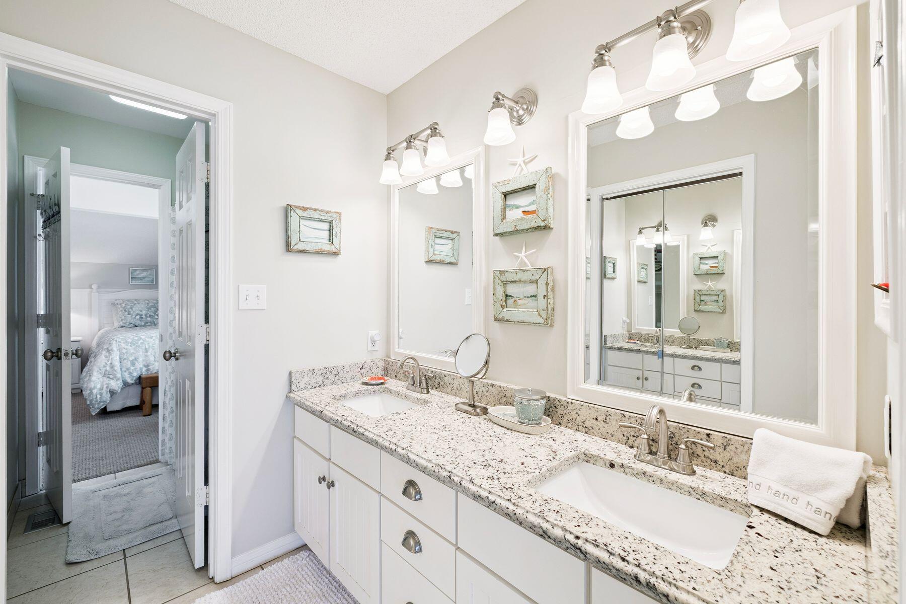 SEASCAPE CONDO PH 7 - Residential