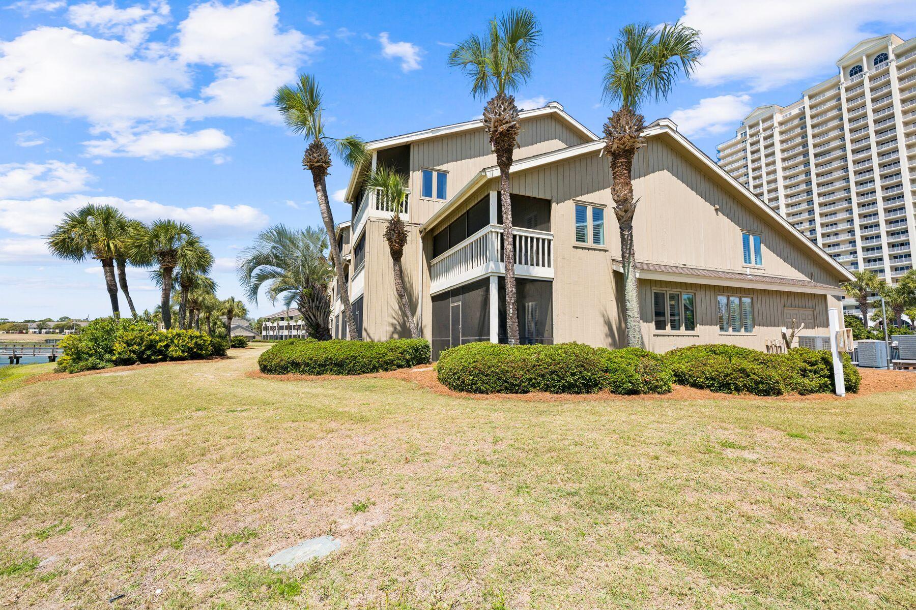 SEASCAPE CONDO PH 7 - Residential