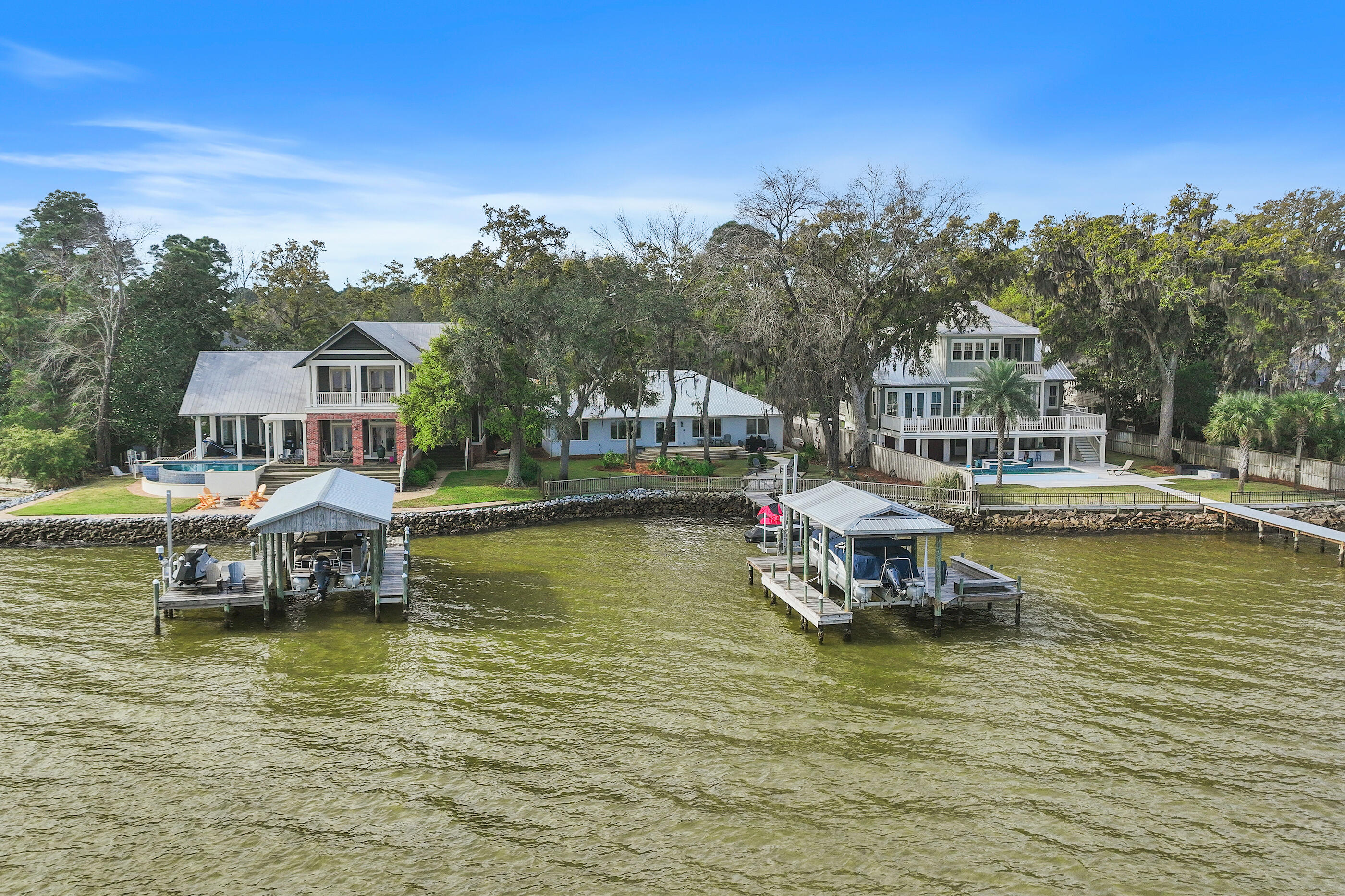 TURQUOISE BEACH - Residential