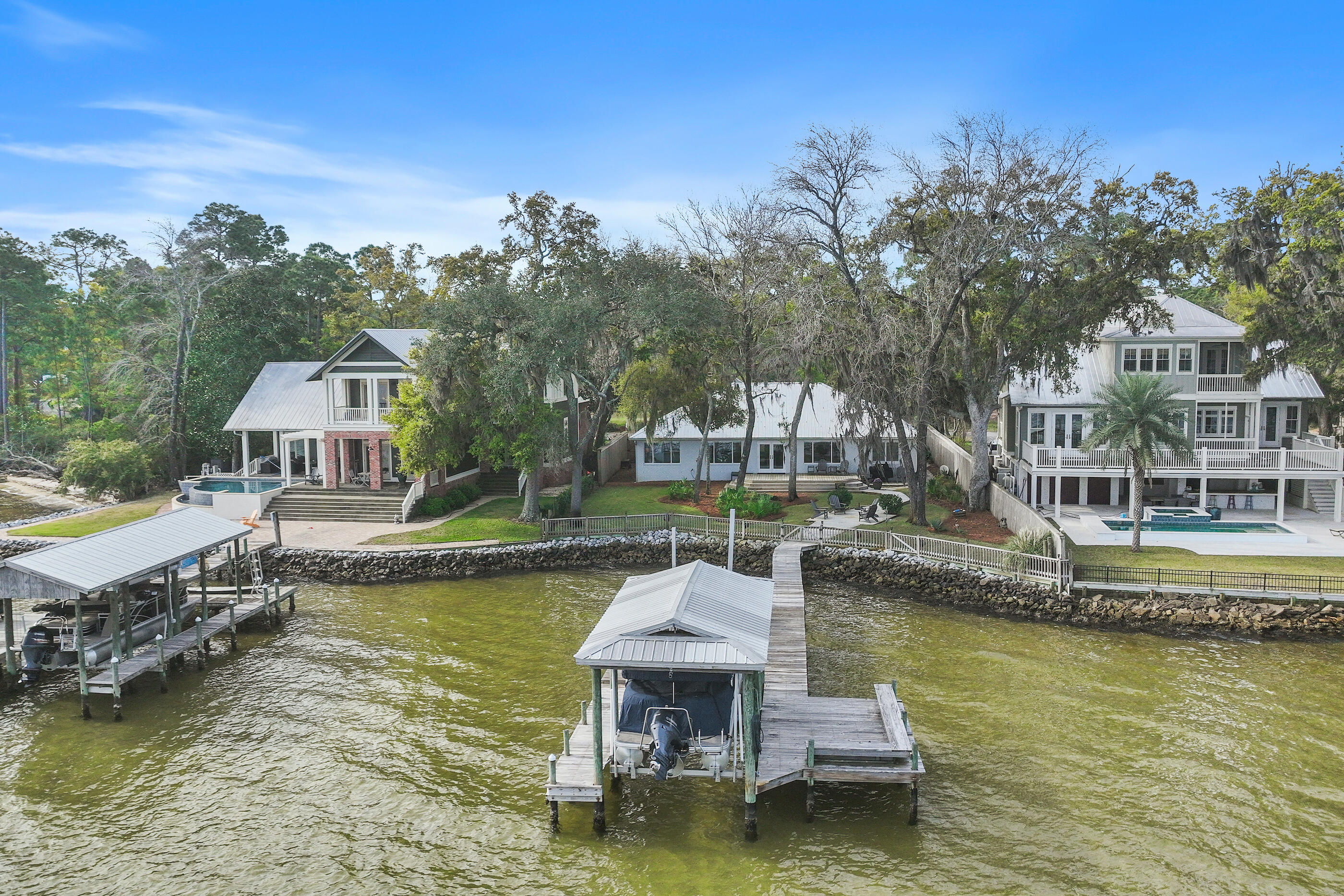 TURQUOISE BEACH - Residential