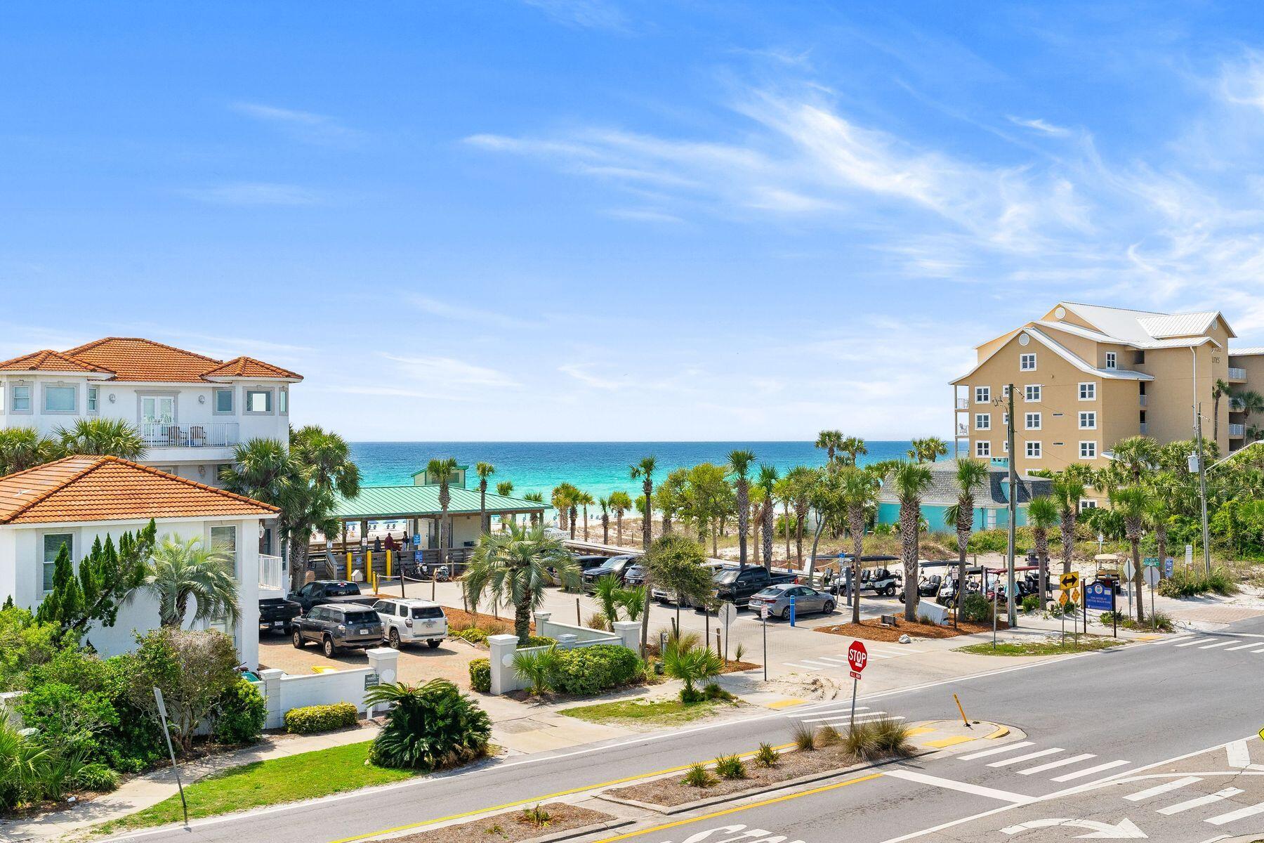 Crystal Shores - Residential