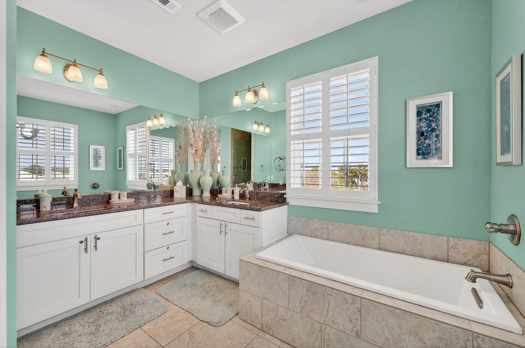 Crystal Shores - Residential