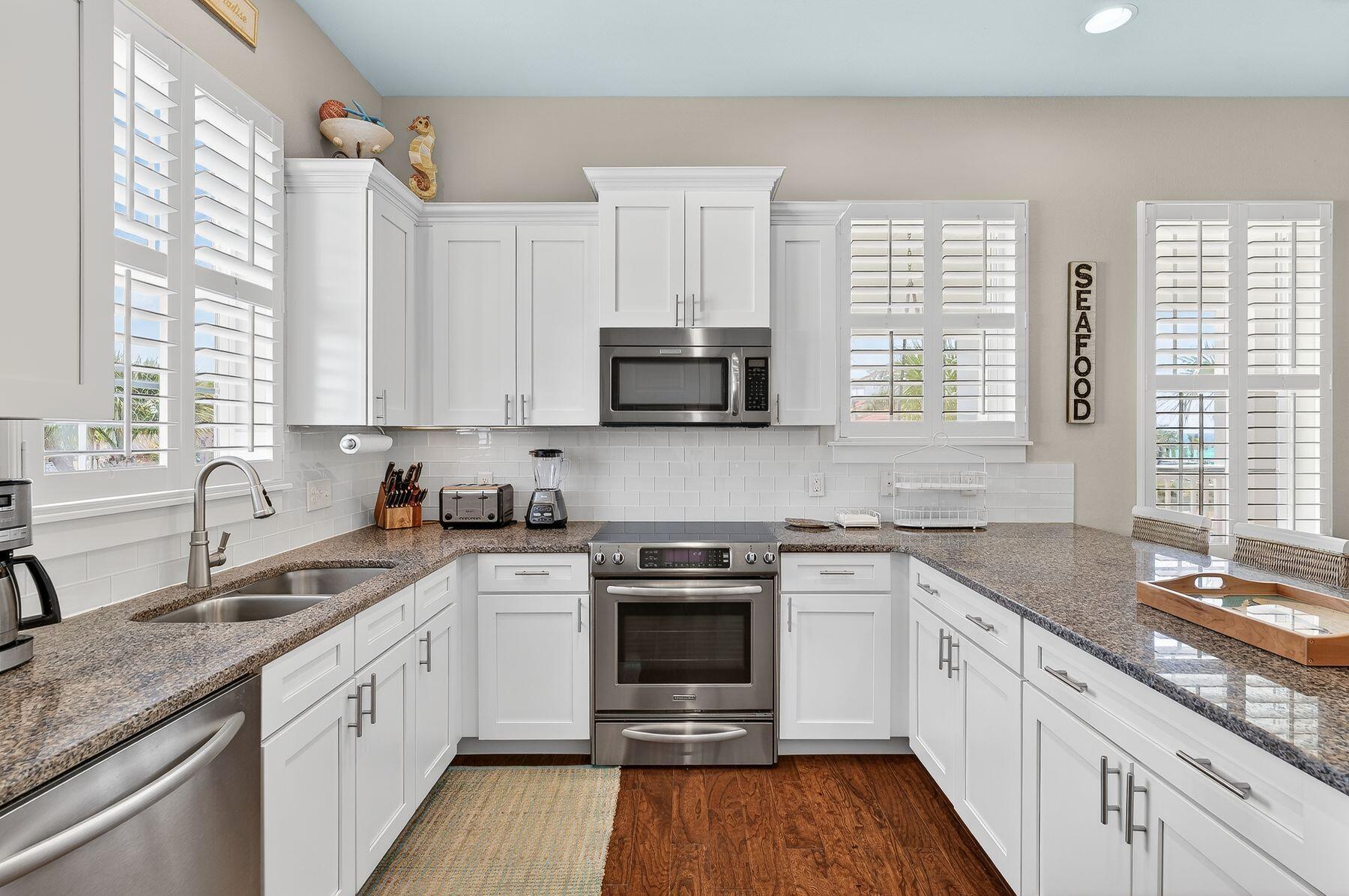 Crystal Shores - Residential