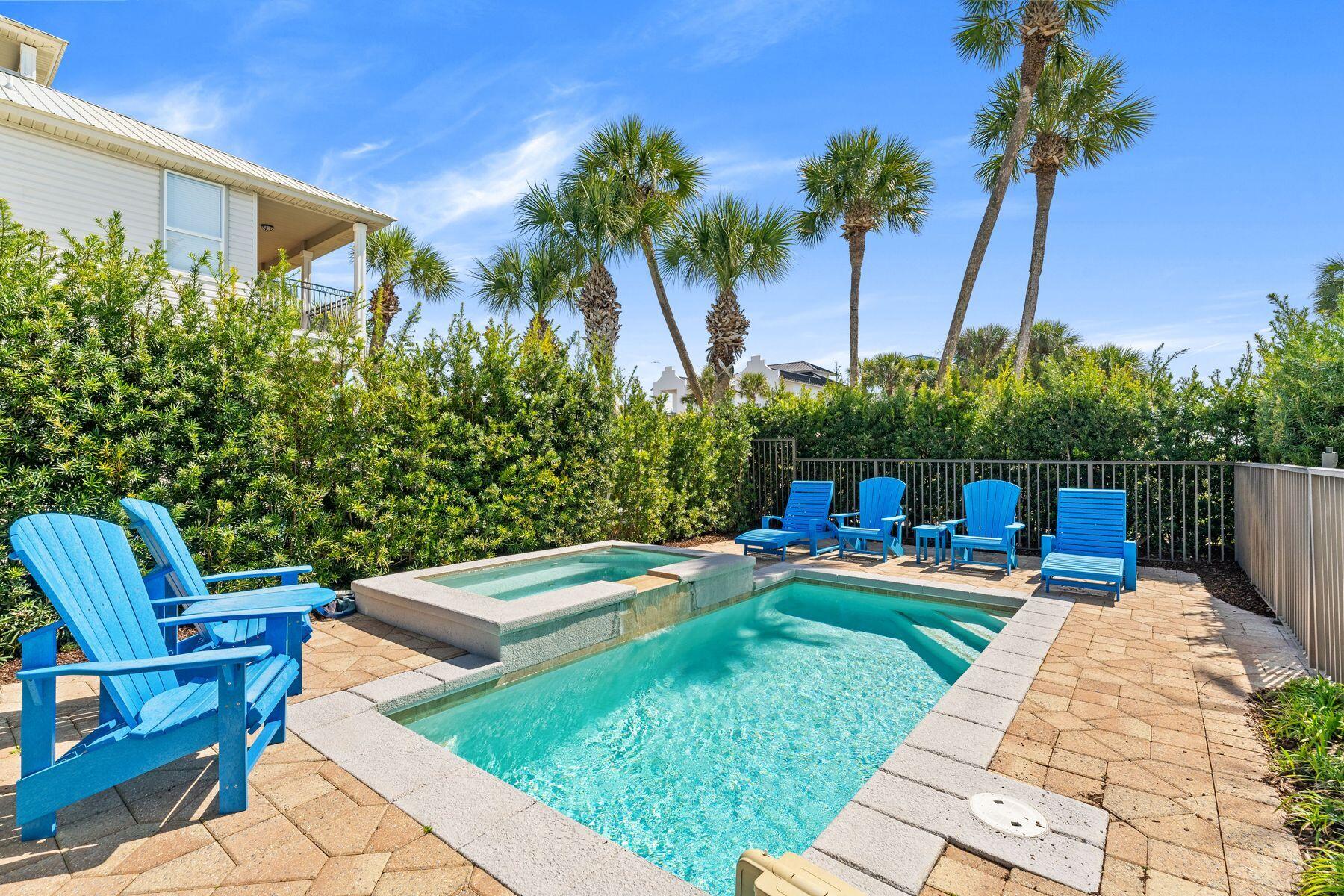 Crystal Shores - Residential