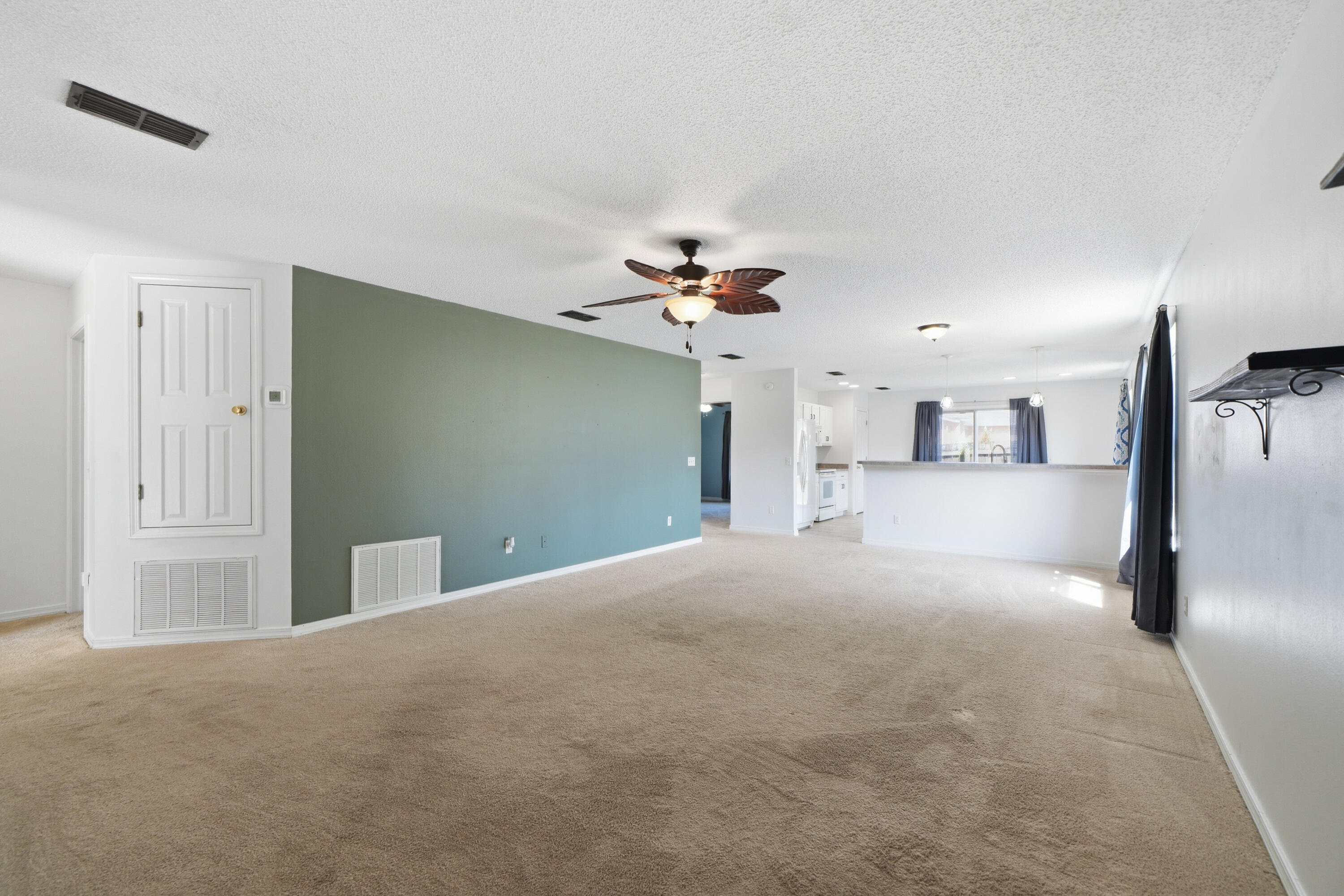 NORTHVIEW ESTATES 7TH ADDN - Residential