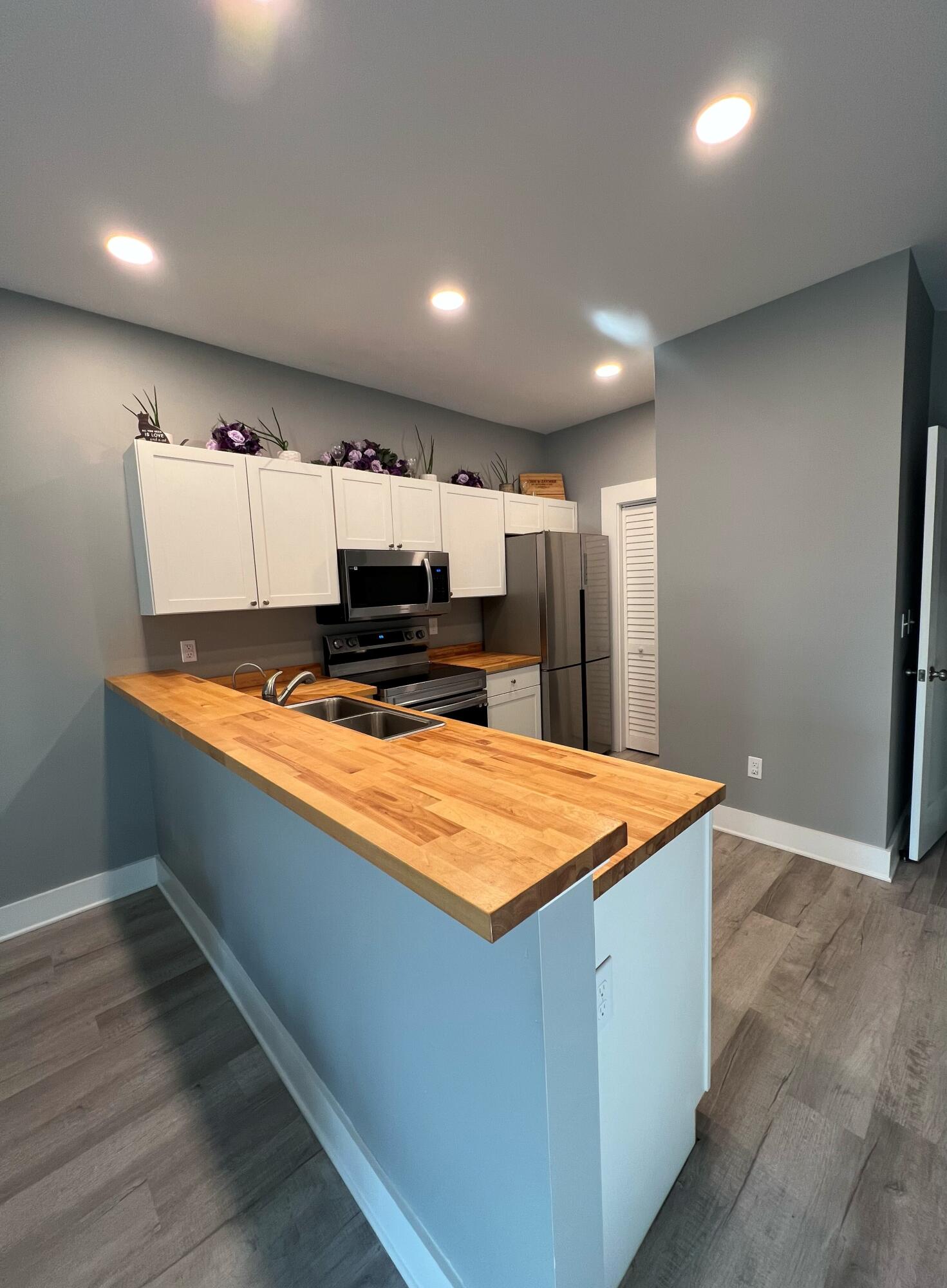 MIKSTAKEL TOWNHOMES - Residential
