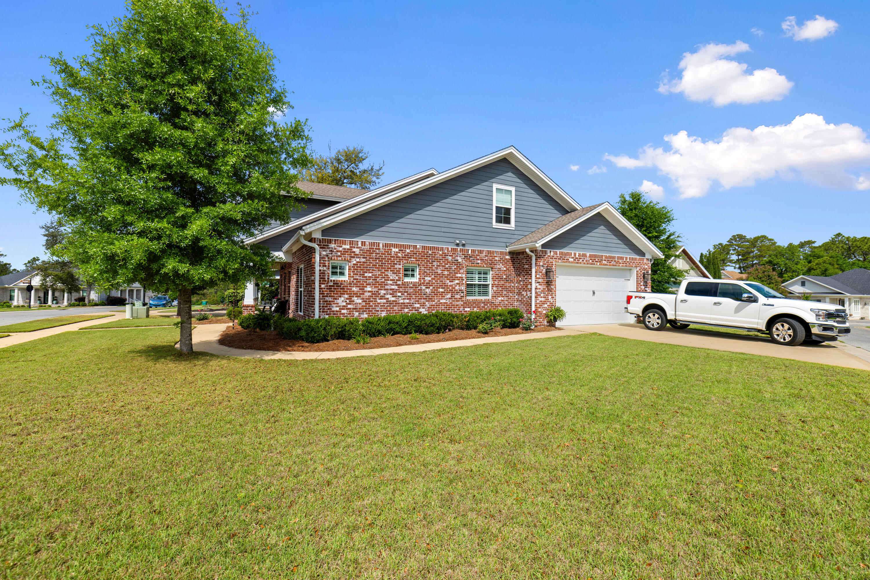 Deer Moss Creek - Residential
