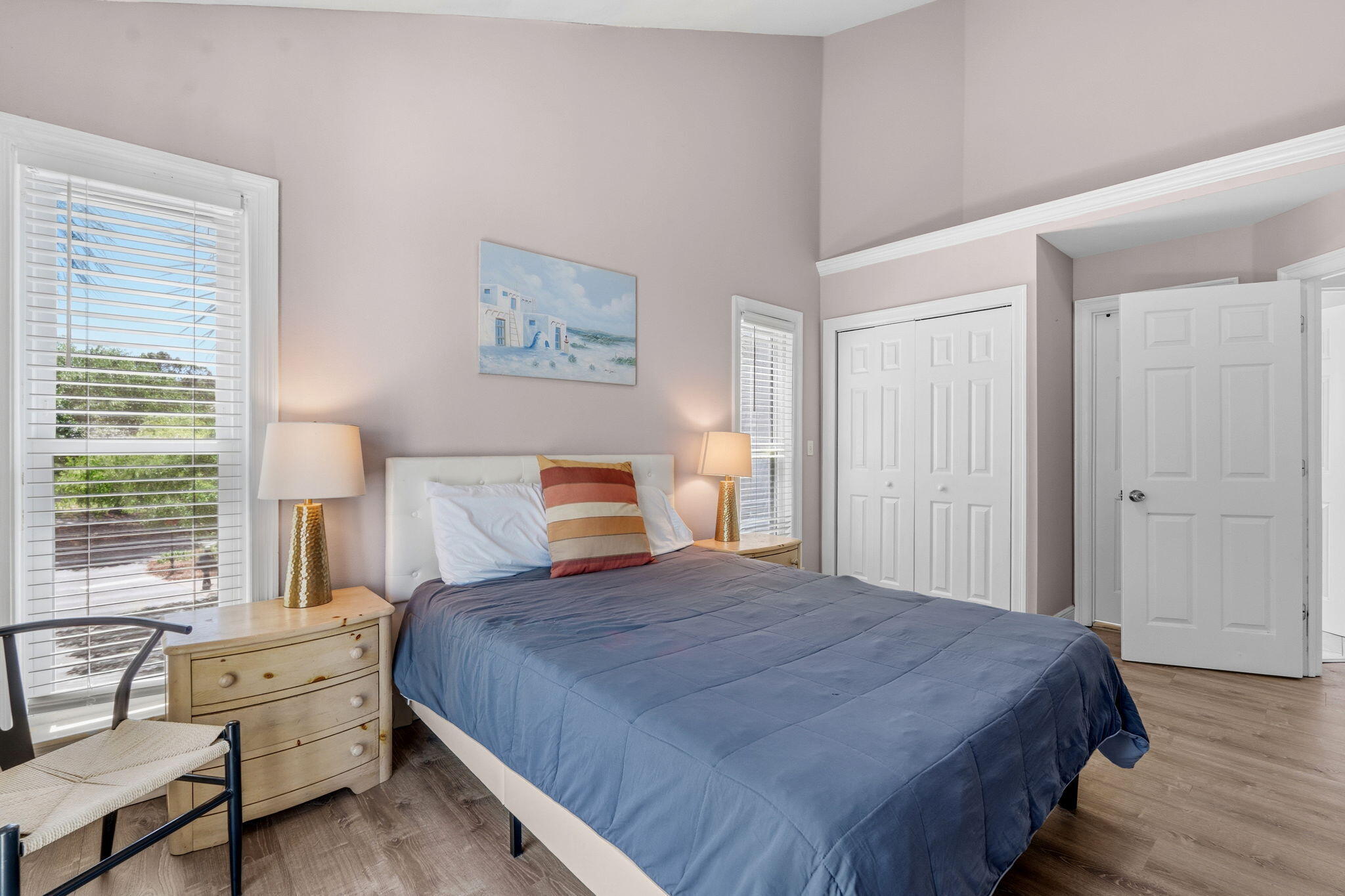 VANTAGE POINTE - Residential