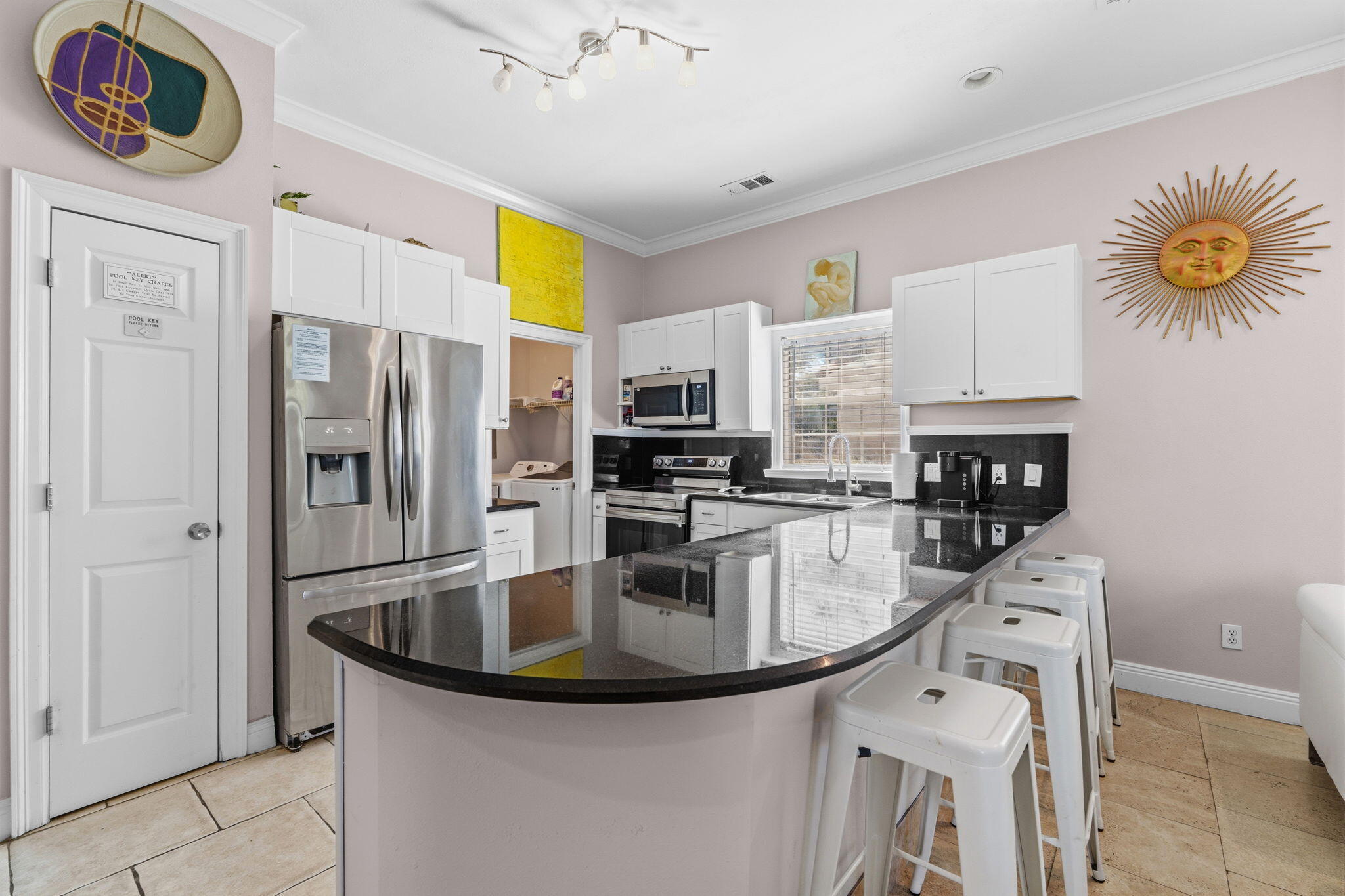 VANTAGE POINTE - Residential