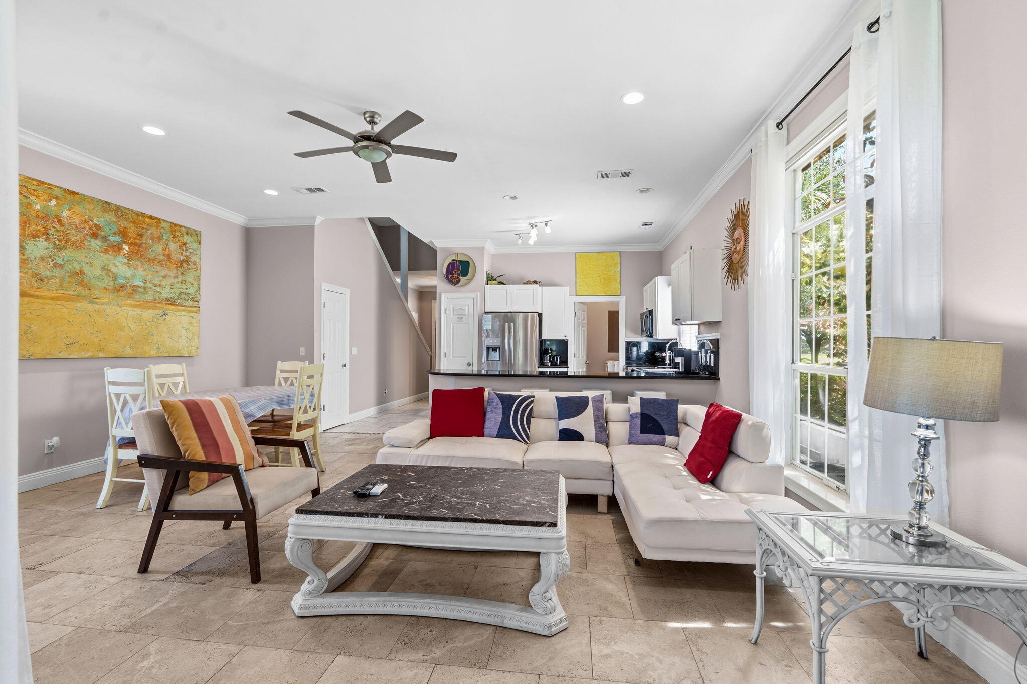 VANTAGE POINTE - Residential