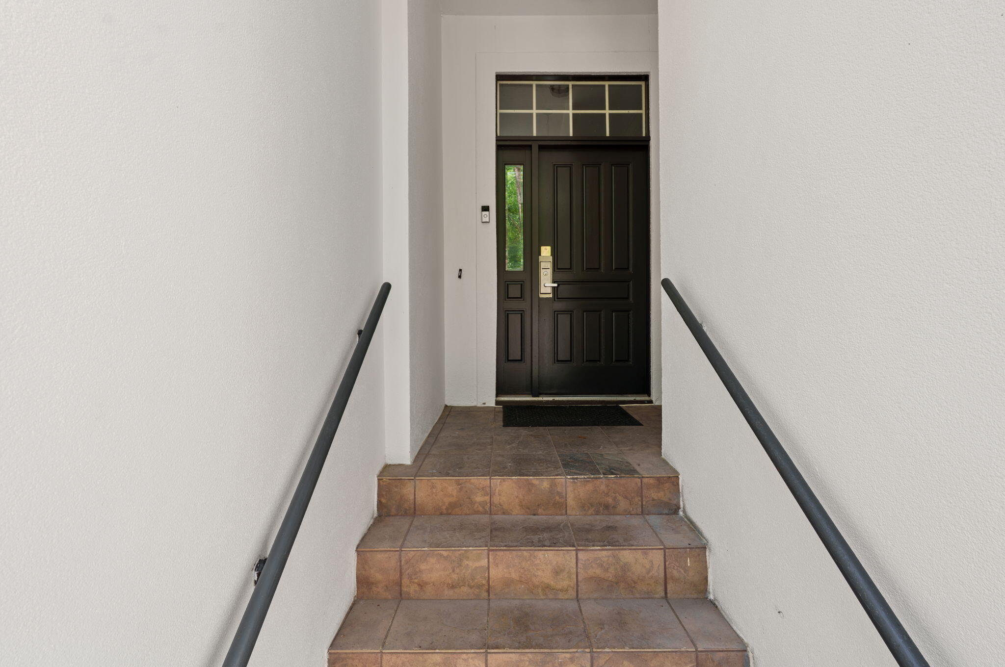 VANTAGE POINTE - Residential