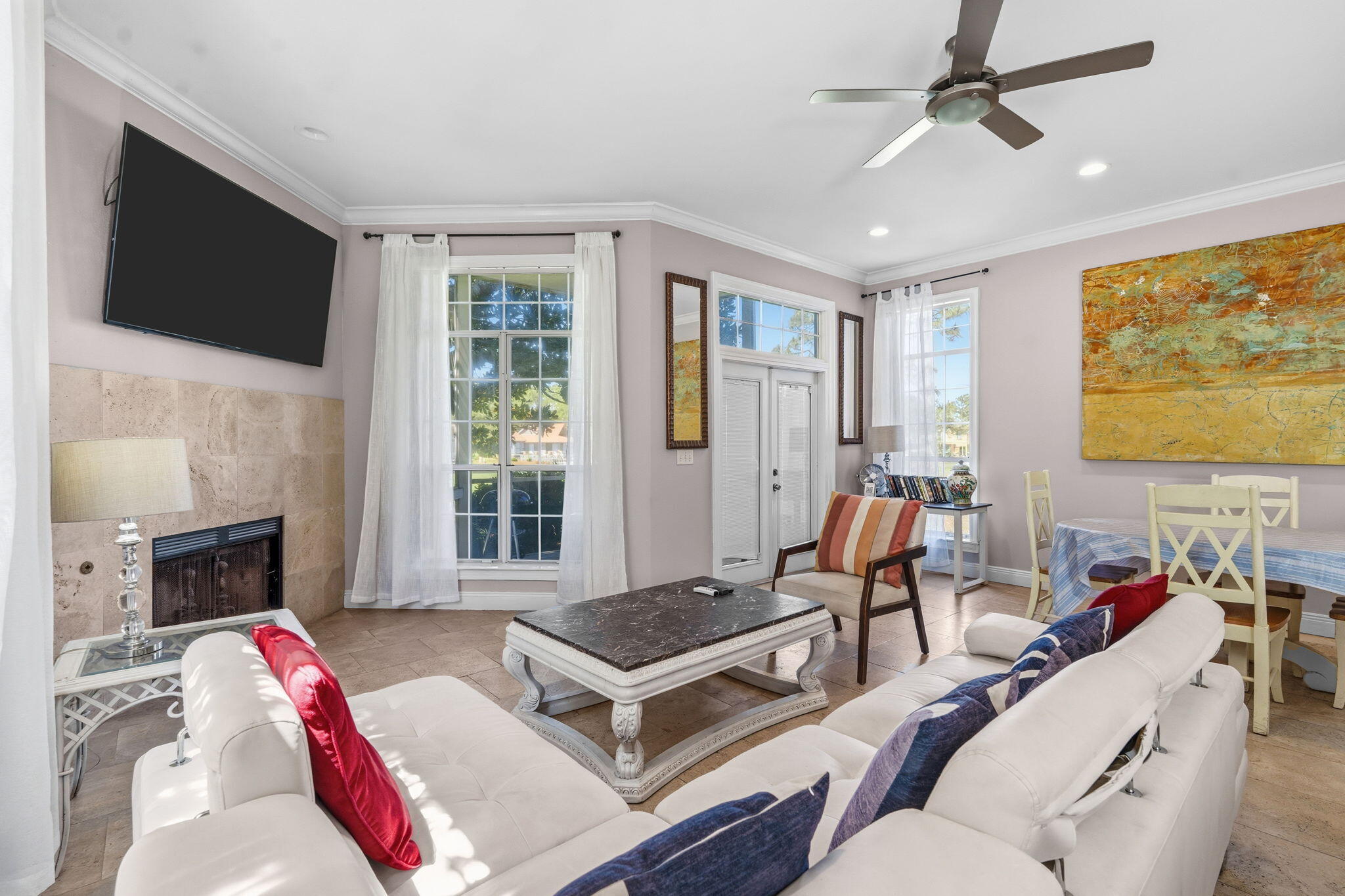 VANTAGE POINTE - Residential