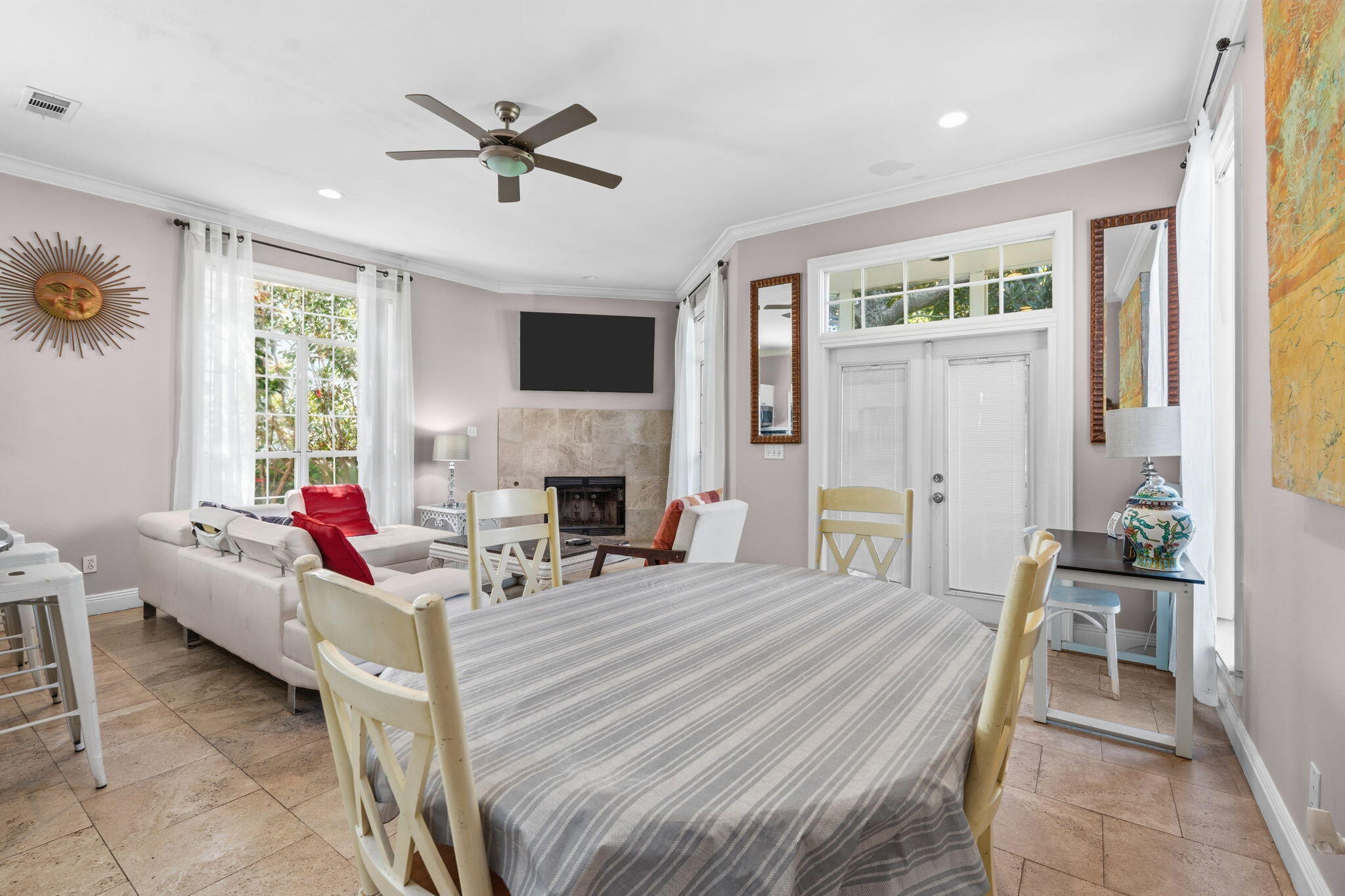 VANTAGE POINTE - Residential