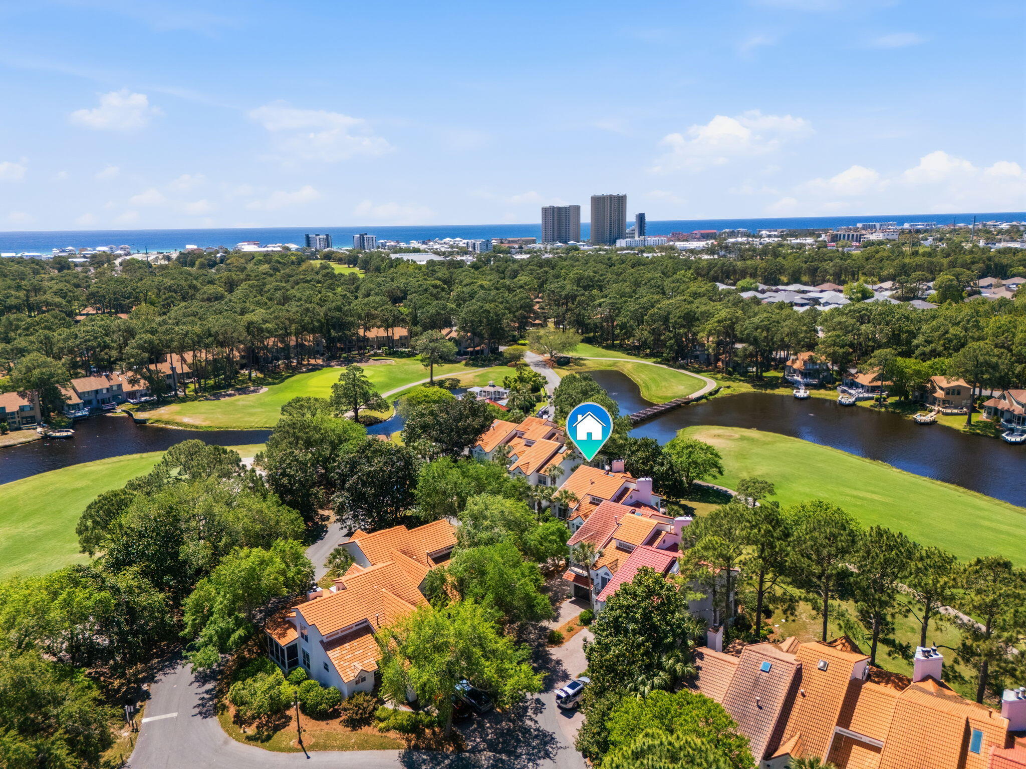 VANTAGE POINTE - Residential