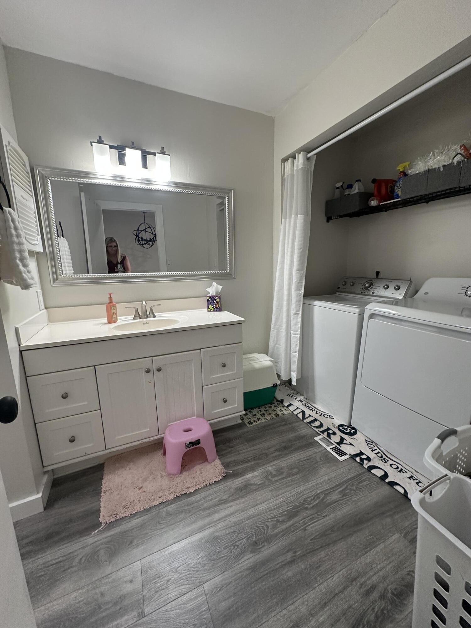 NEW WALTON VILLAGE - Residential