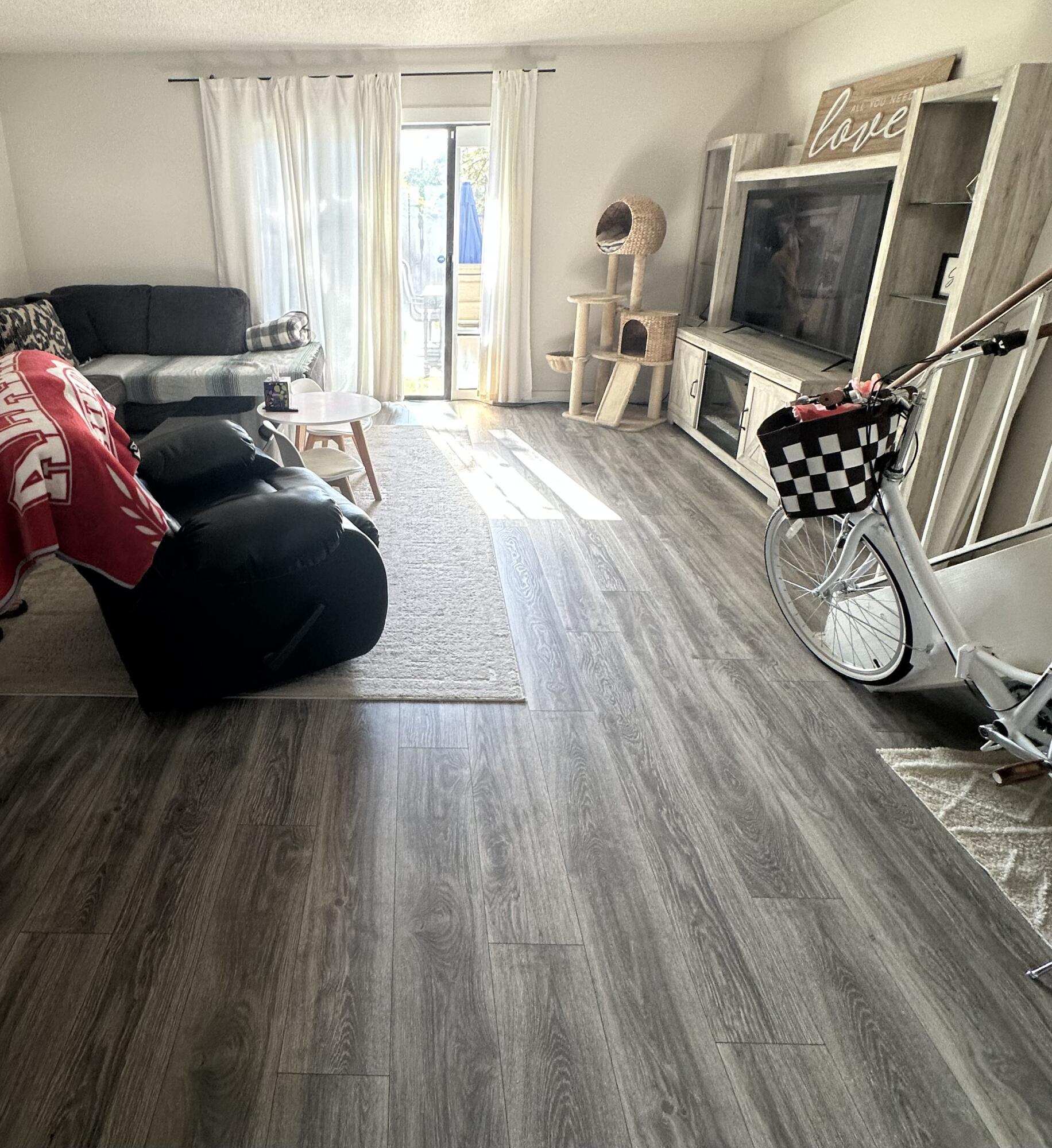 NEW WALTON VILLAGE - Residential