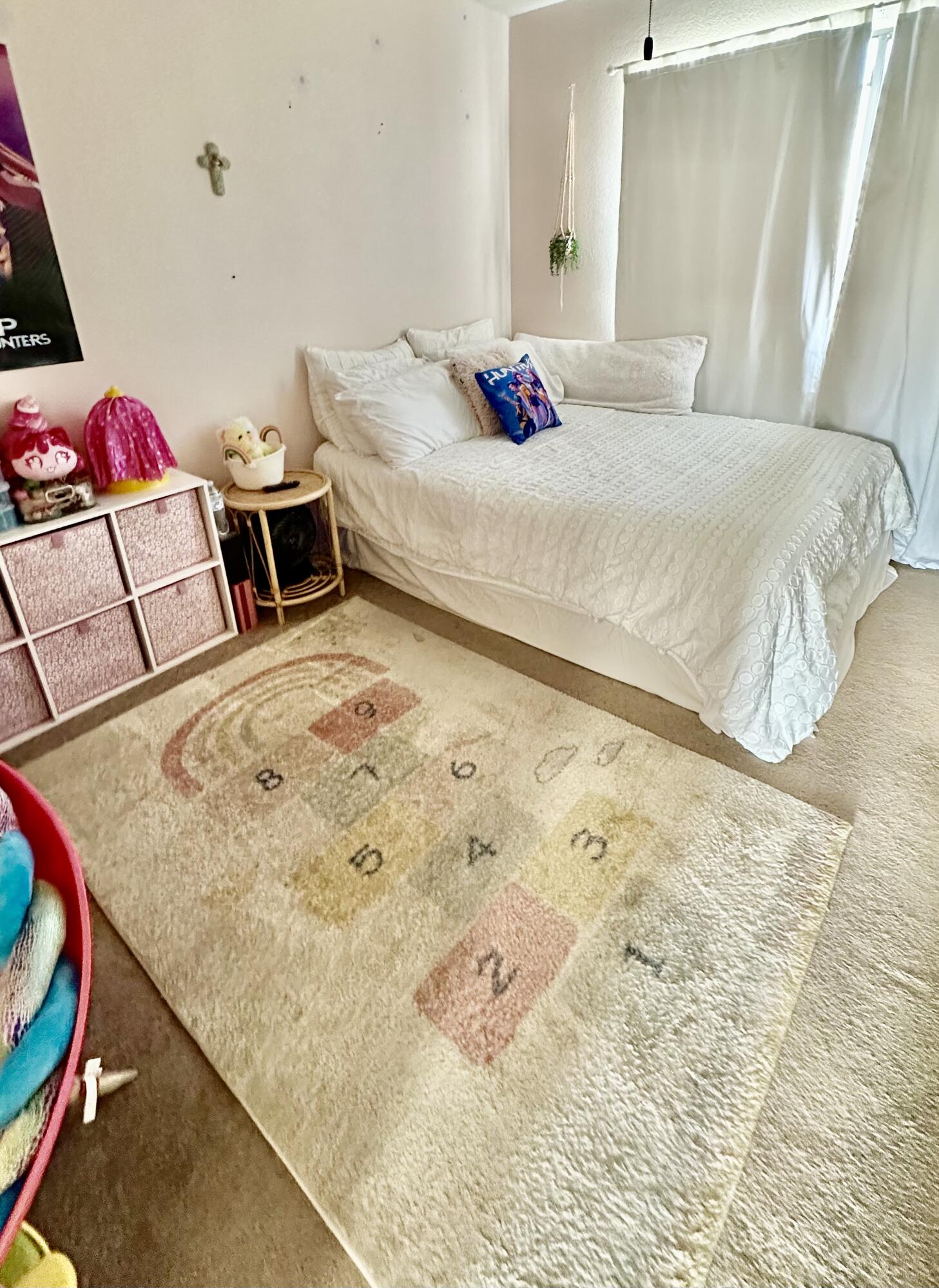 NEW WALTON VILLAGE - Residential