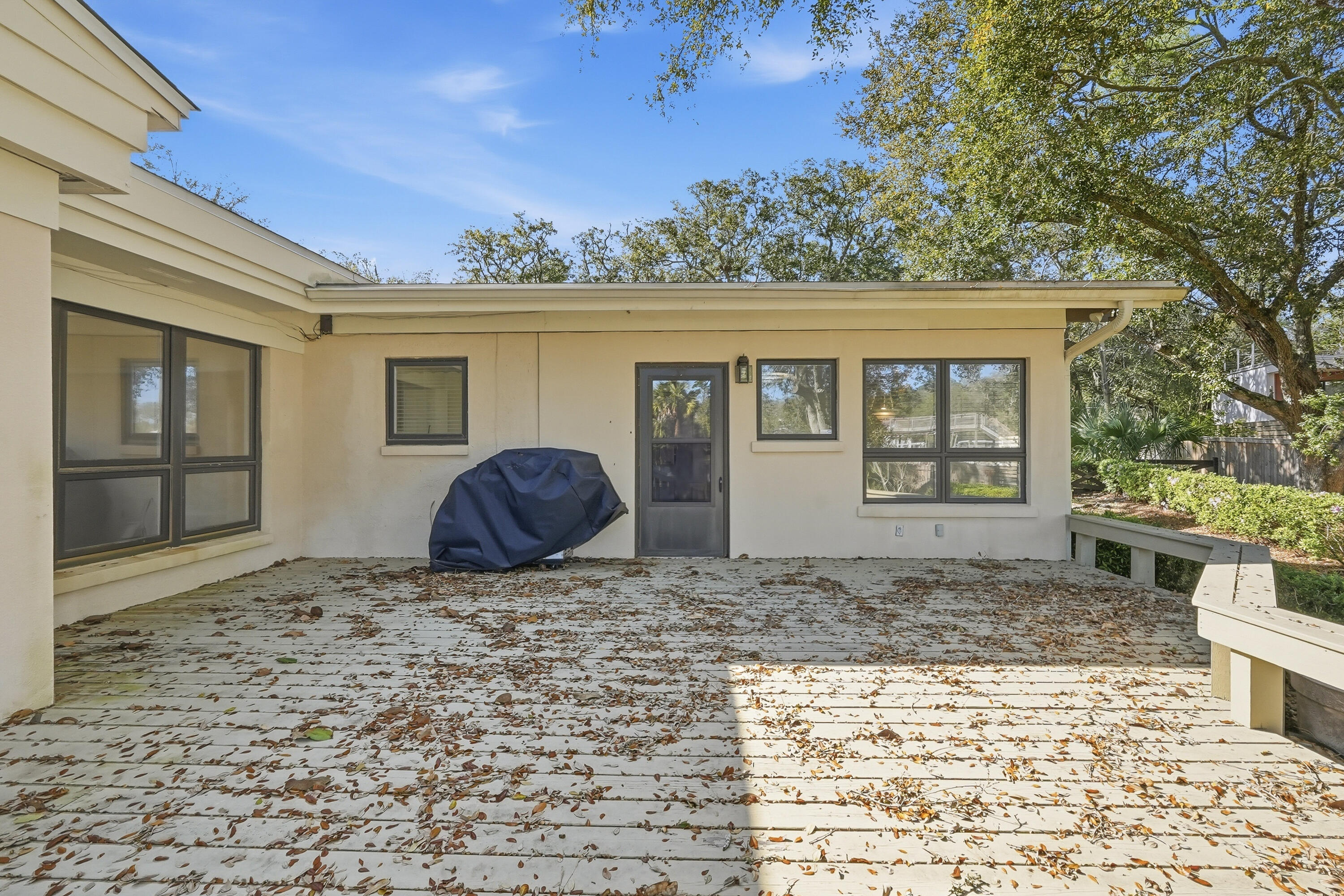 NONESUCH WAY - Residential