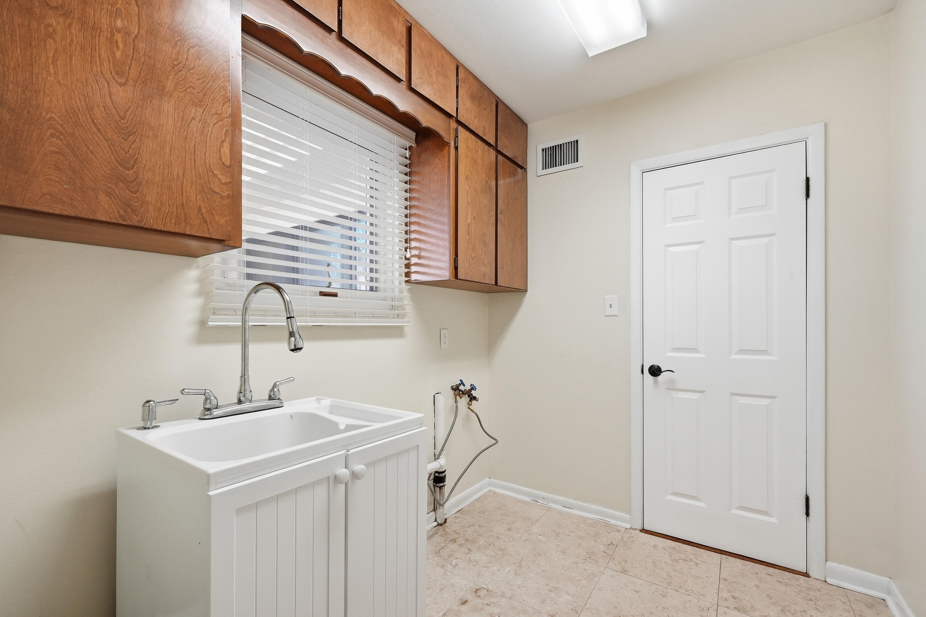 NONESUCH WAY - Residential