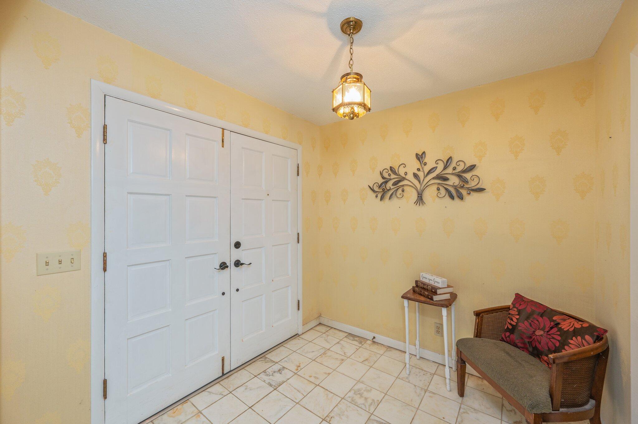 LAKEWOOD ADD - Residential