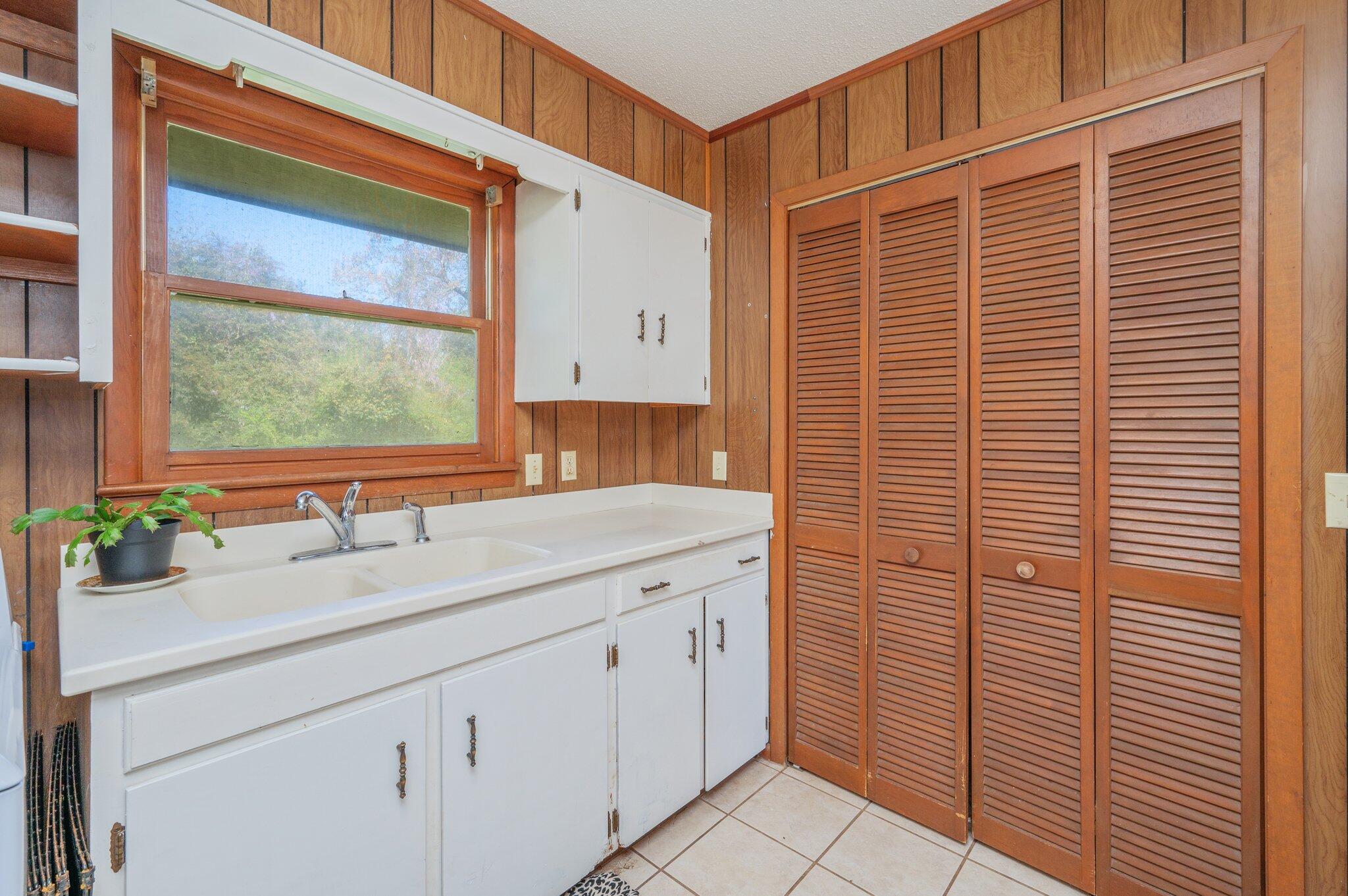 LAKEWOOD ADD - Residential