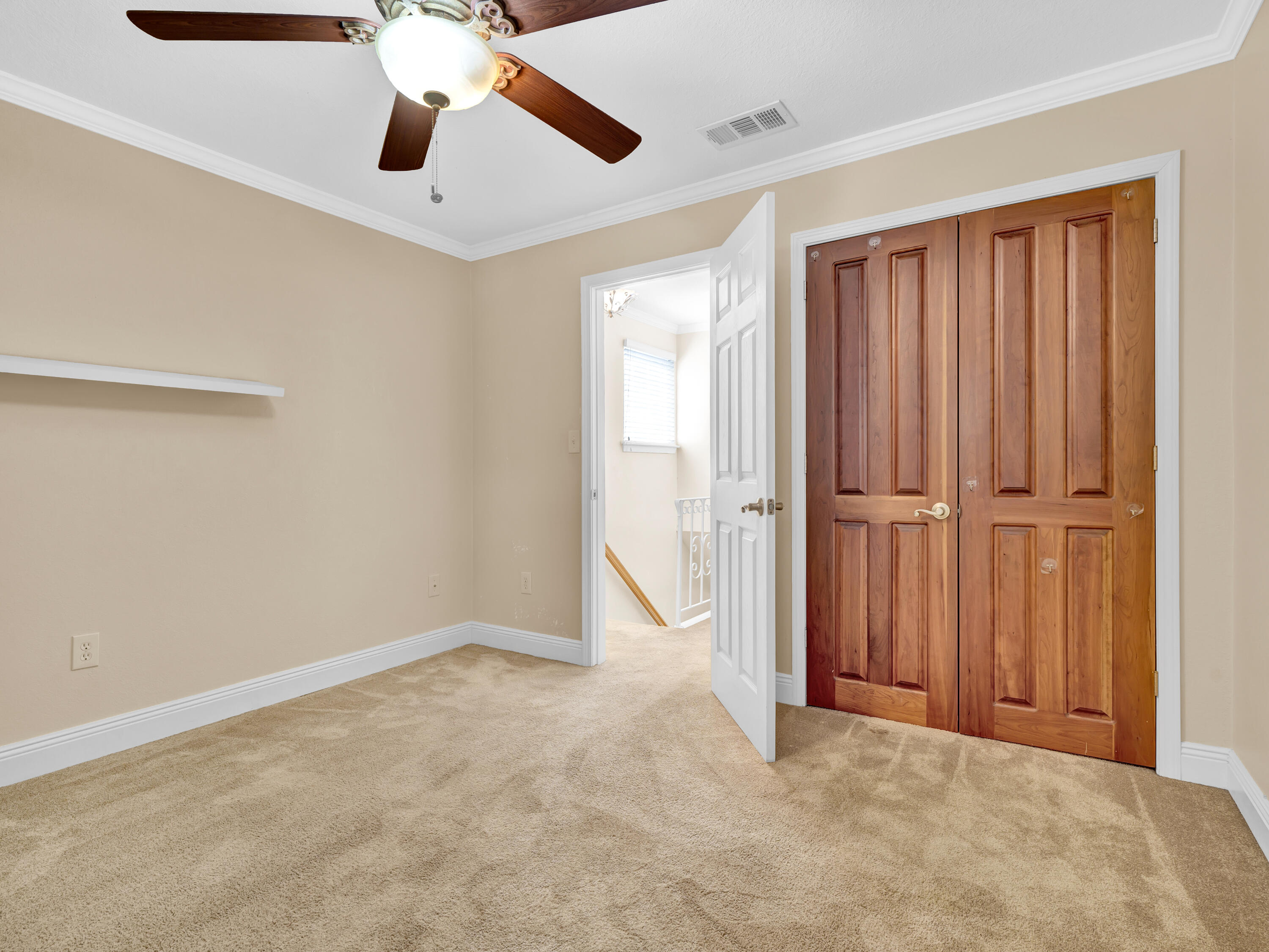 COUNTRY CLUB ESTATES, KENWOOD - Residential