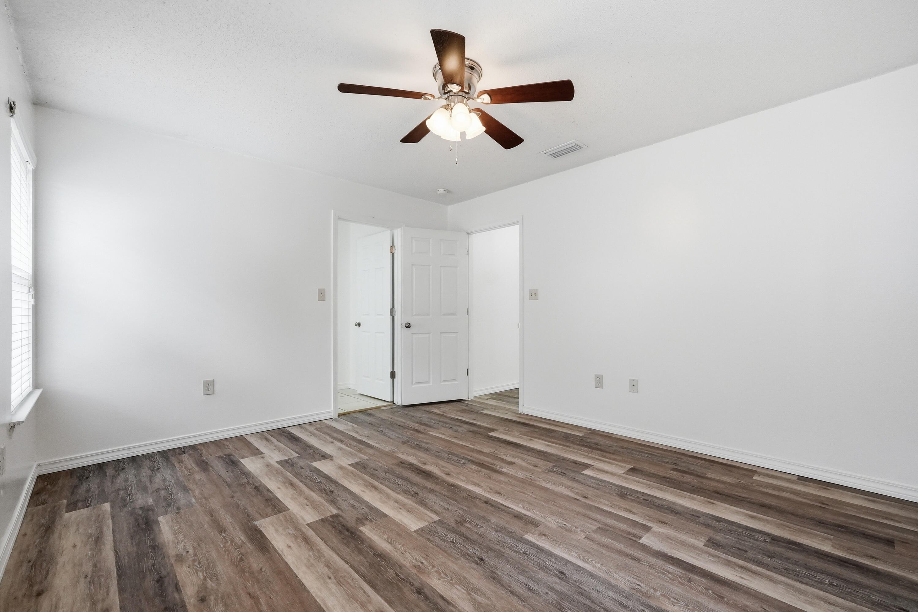 EMORY THOMAS - Residential