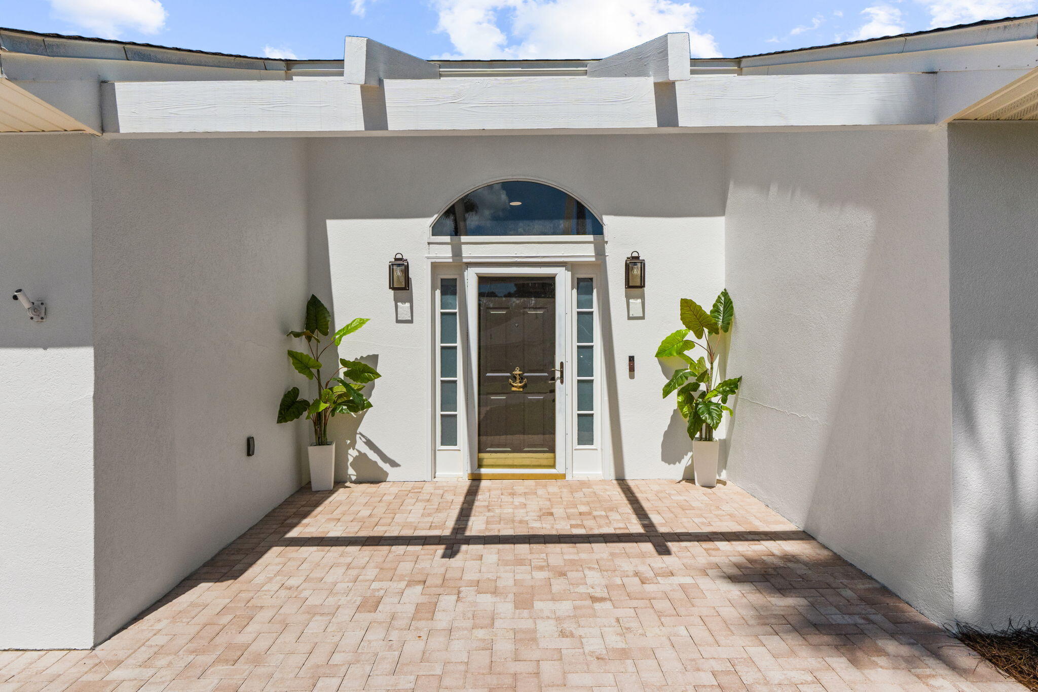 70 Hibiscus Lane