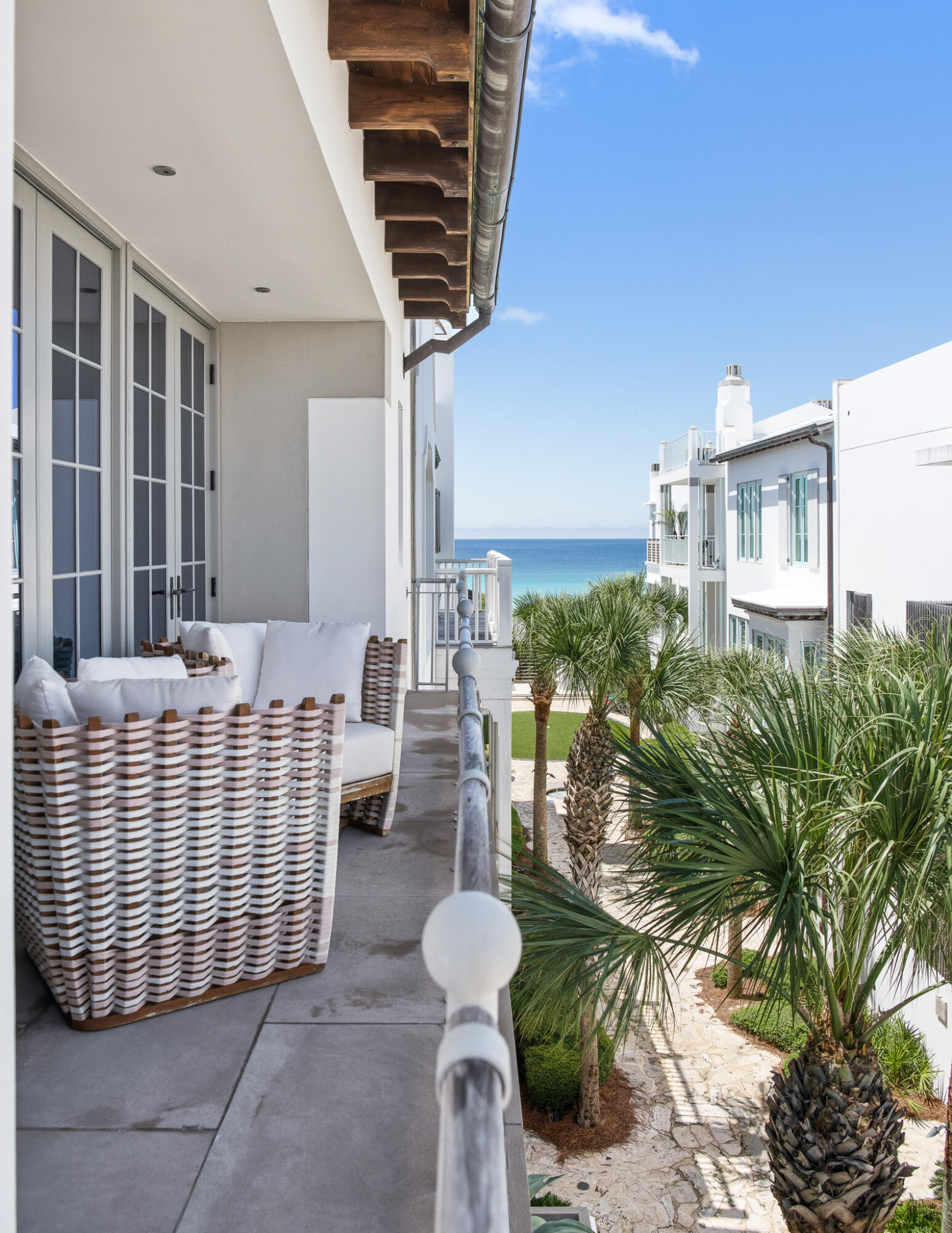 ALYS BEACH - Residential